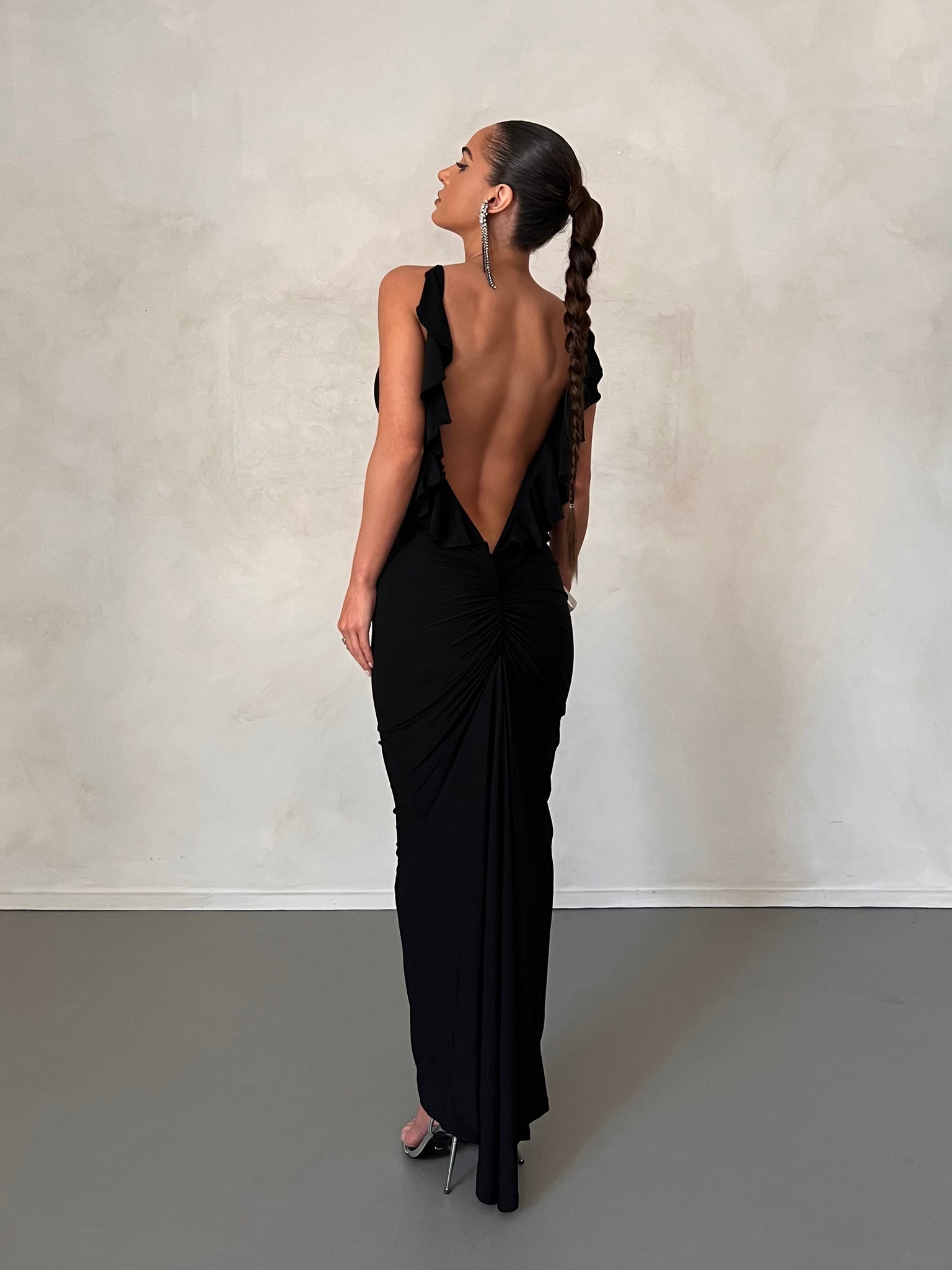 MÉLANI The Label BELLA Low Back Midi Dress