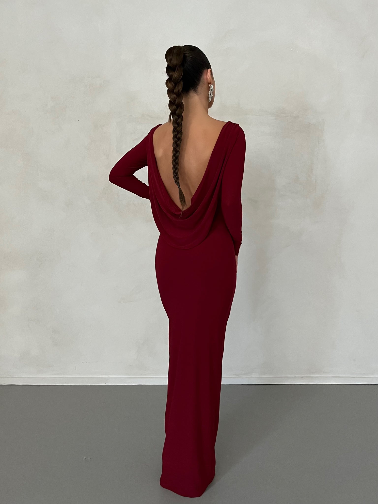 MÉLANI The Label AMARI Wine Reversible Long Sleeve Dress