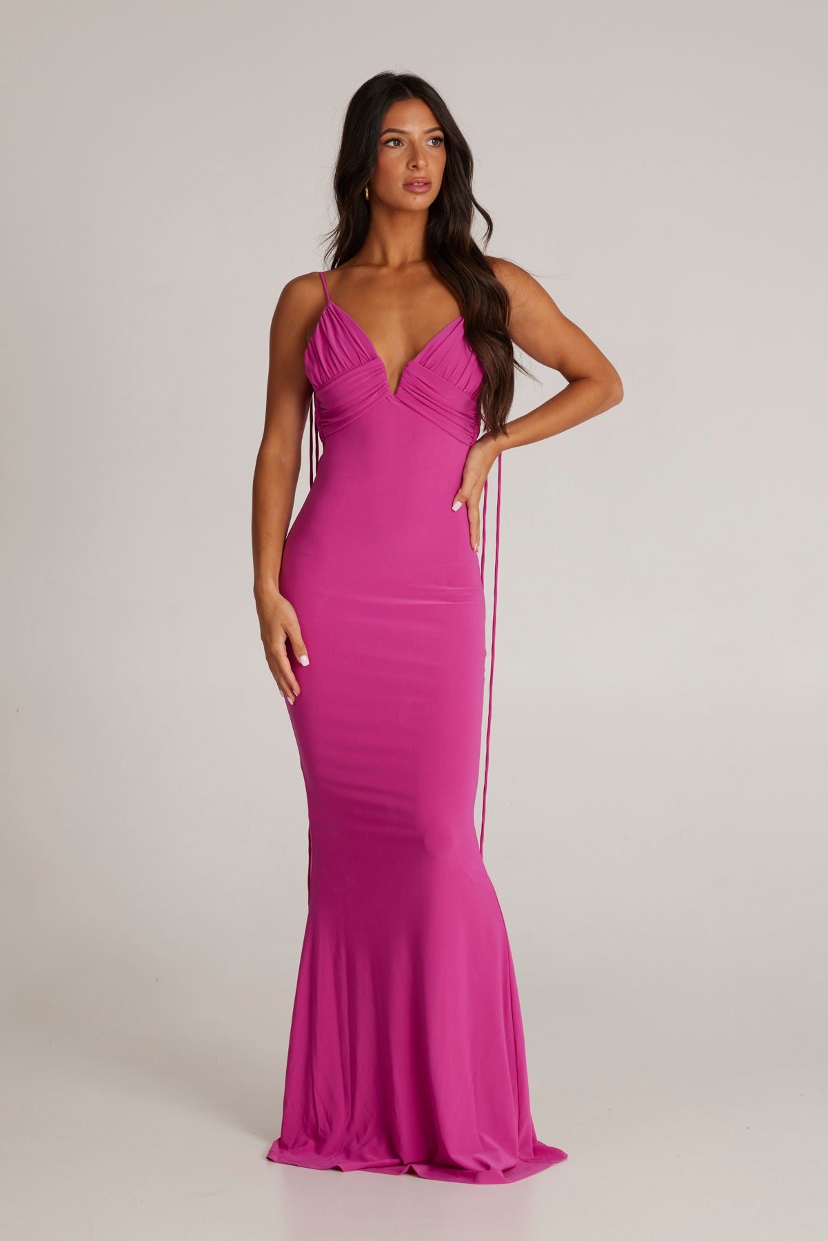 MÉLANI The Label ANTONIA Low Back Midi Dress