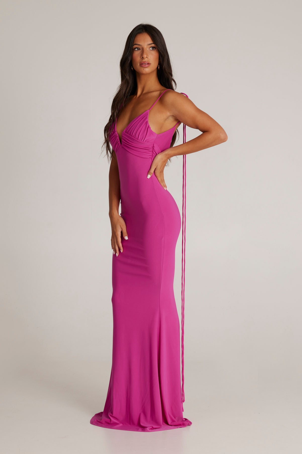 MÉLANI The Label ANTONIA Low Back Midi Dress