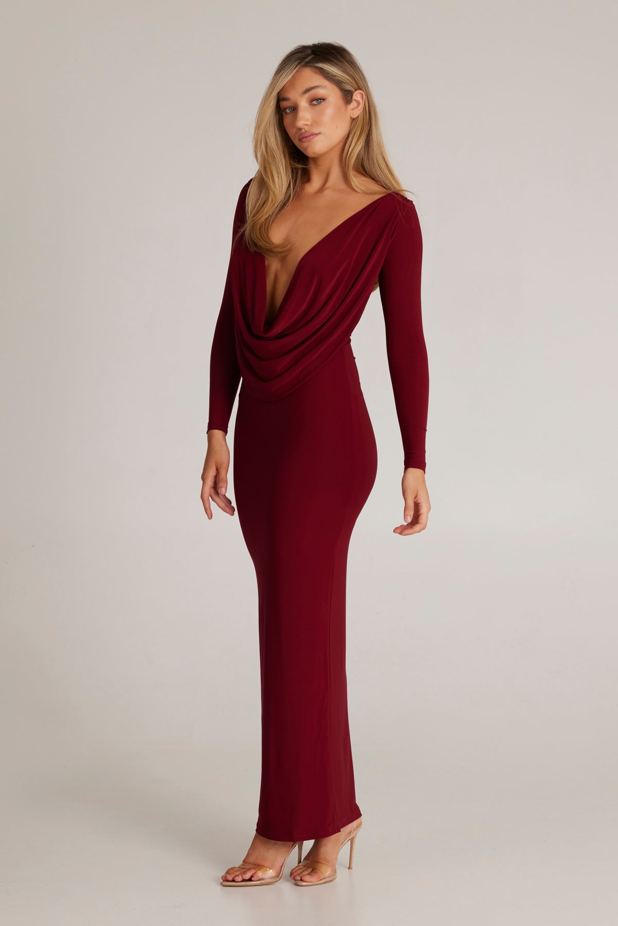 MÉLANI The Label AMARI Wine Reversible Long Sleeve Dress