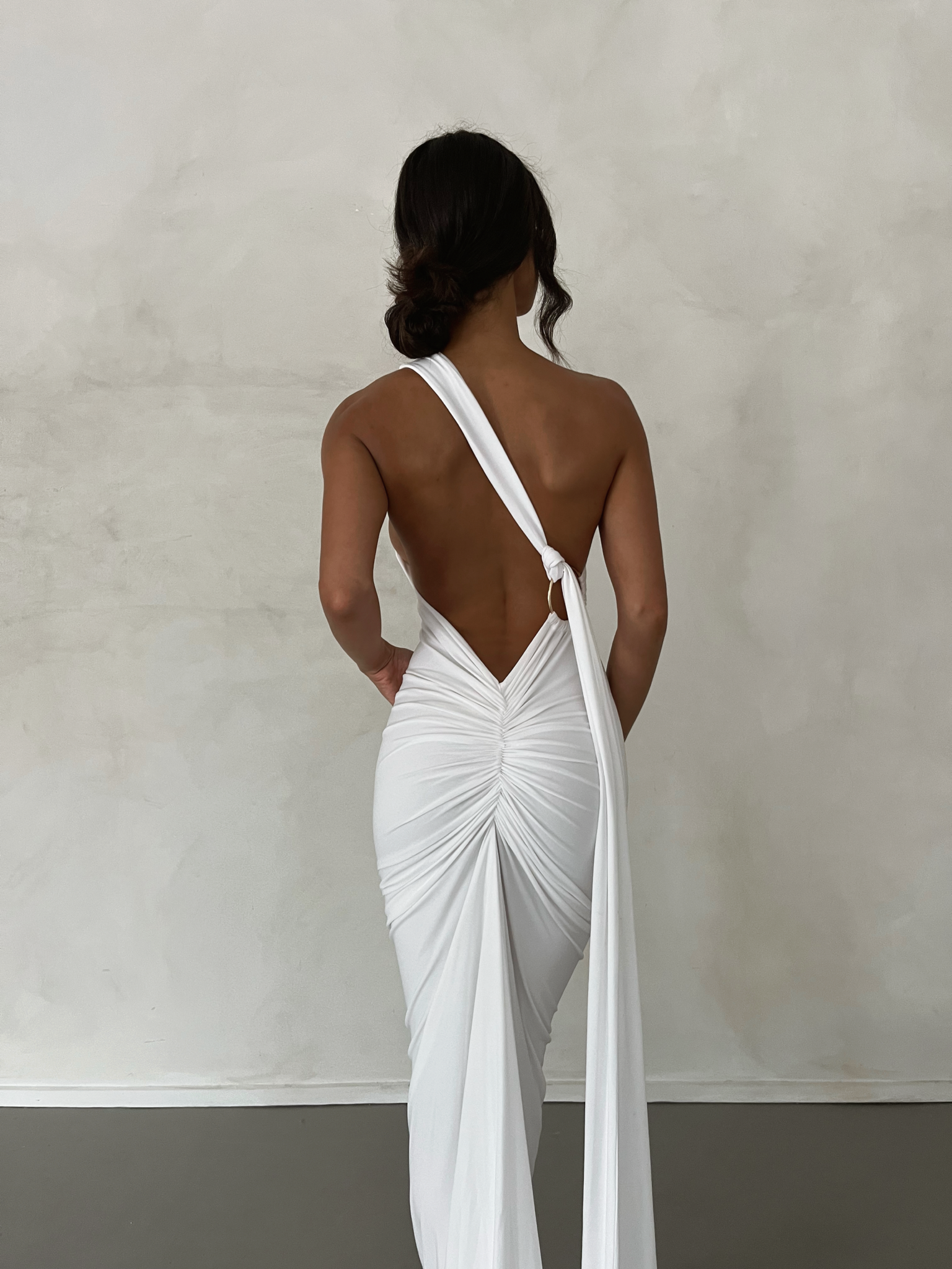 MÉLANI The Label CONSTANTINA White Asymmetric Halterneck Midi Dress