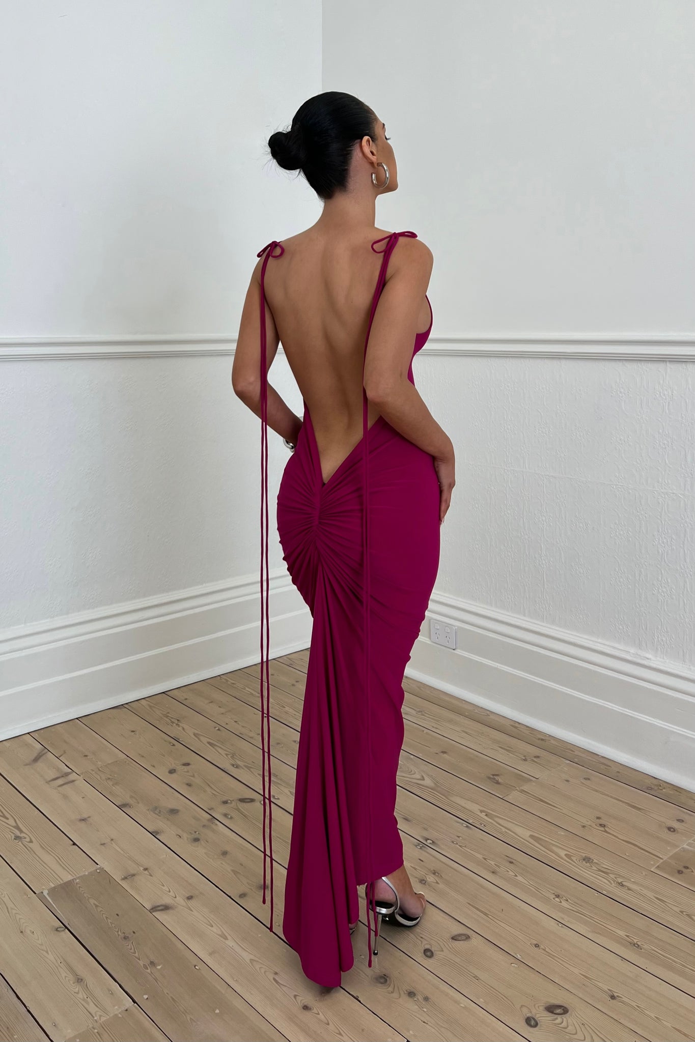 MÉLANI The Label AZARI Midi Dress