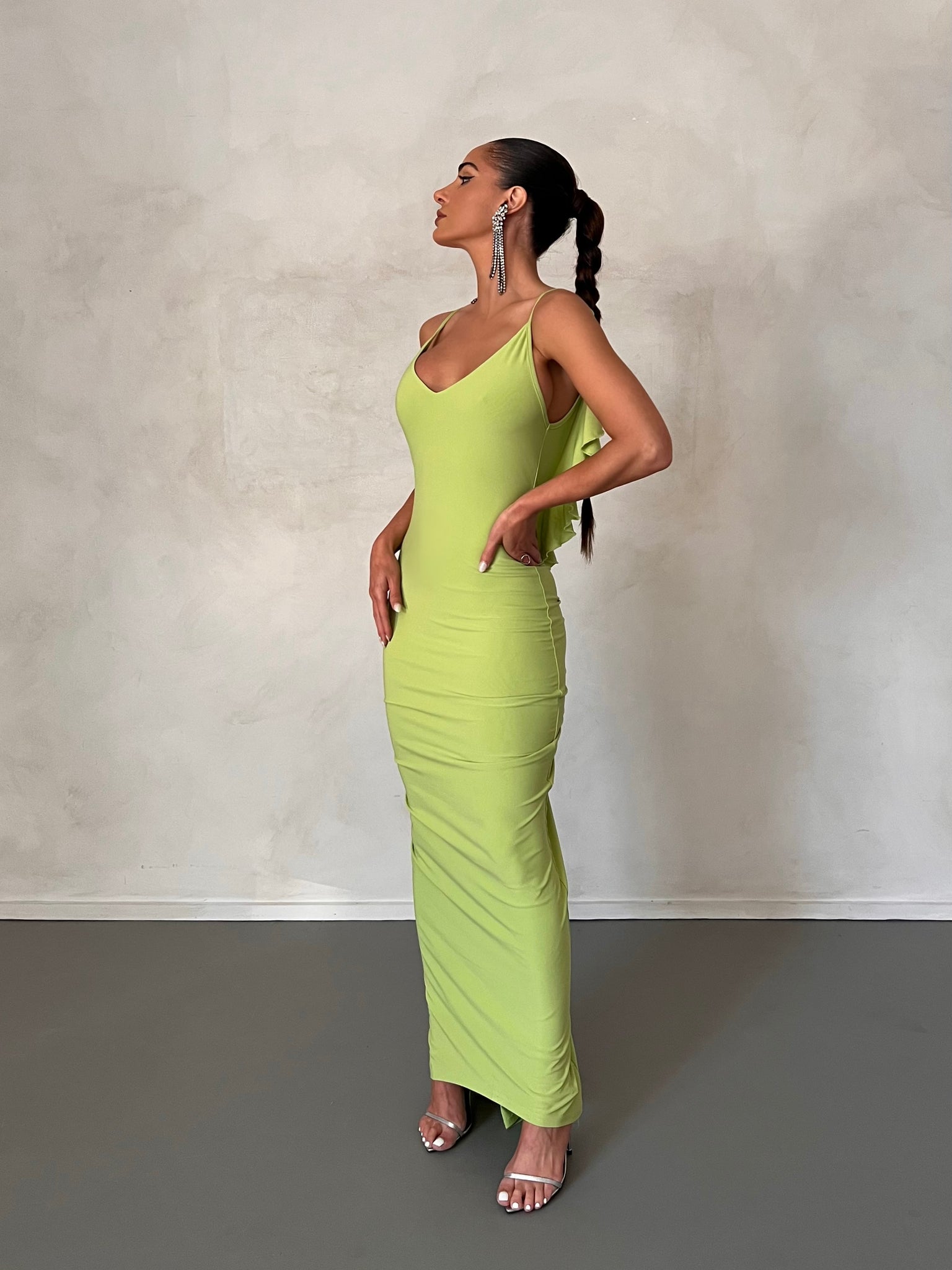 MÉLANI The Label BELLA Lime Low Back Midi Dress