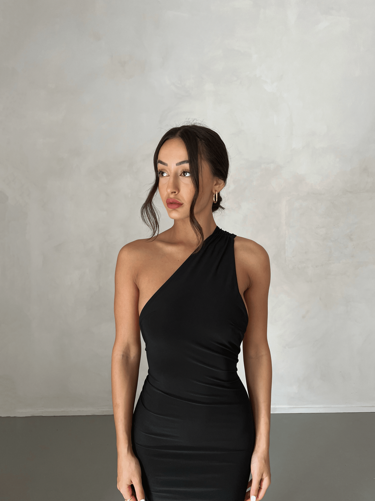 MÉLANI The Label CONSTANTINA Asymmetric Halterneck Midi Dress in Australia | One Honey Boutique