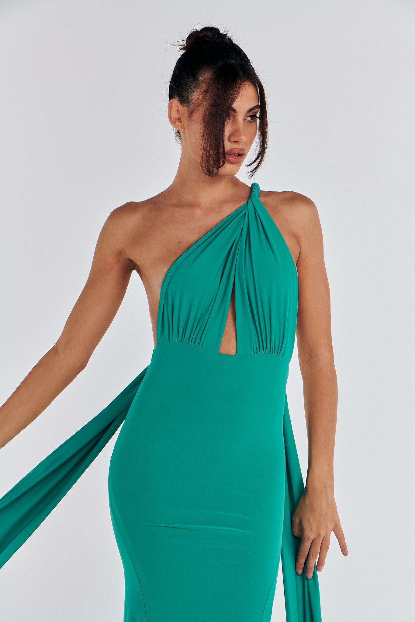 MÉLANI The Label ELIANA Multi Tie Backless Bridesmaid Formal Gown