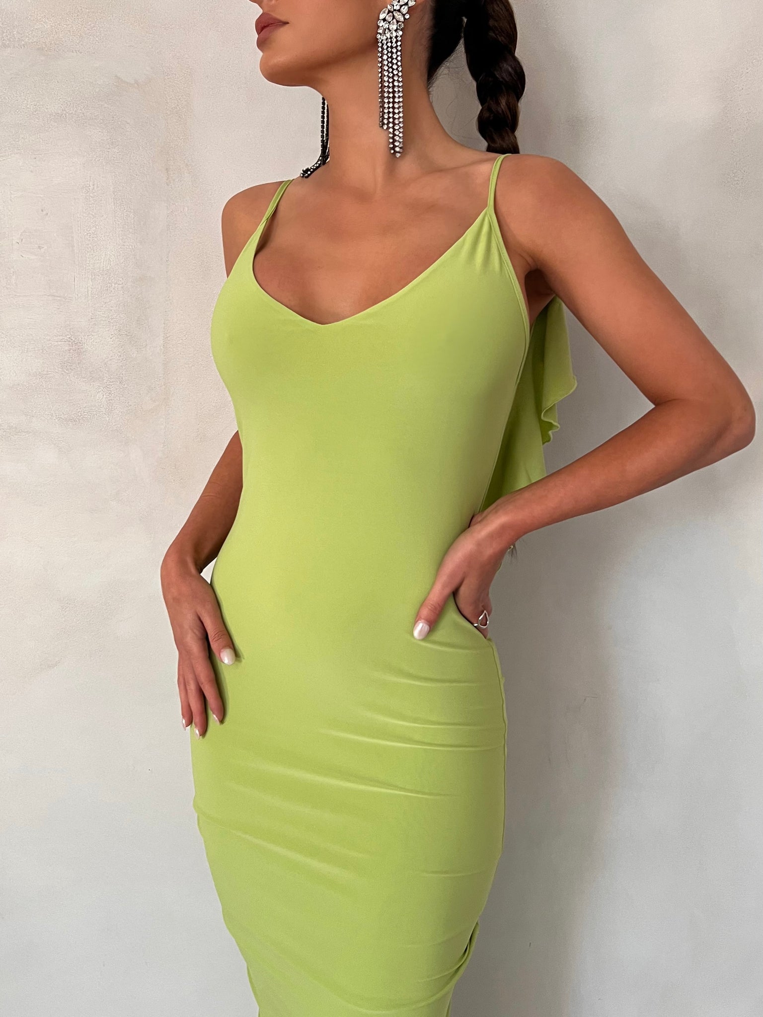 MÉLANI The Label BELLA Lime Low Back Midi Dress