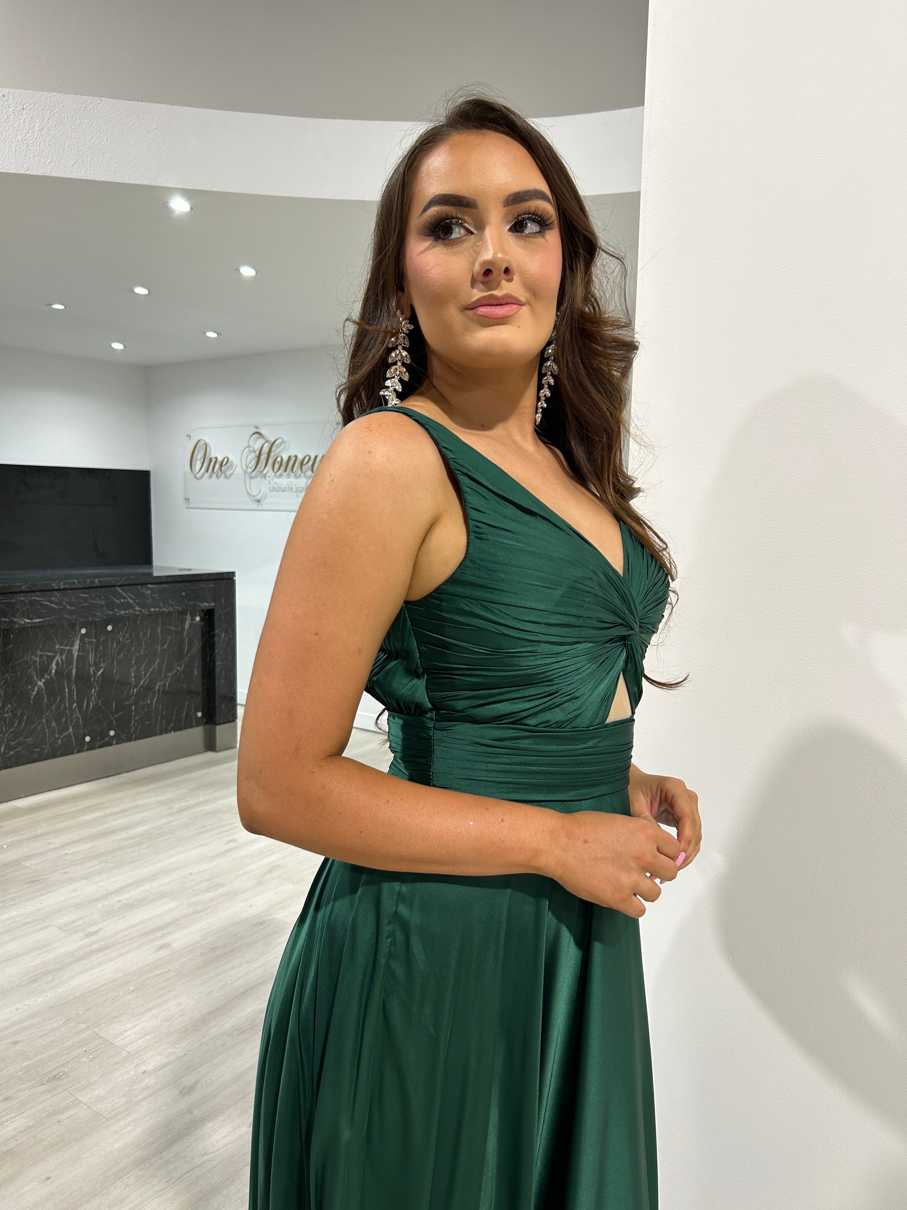 Model wearing Honey Couture WILLOWMENA Emerald Green Keyhole Silky A Line Dress, an affordable Australian Designer prom and evening gown.