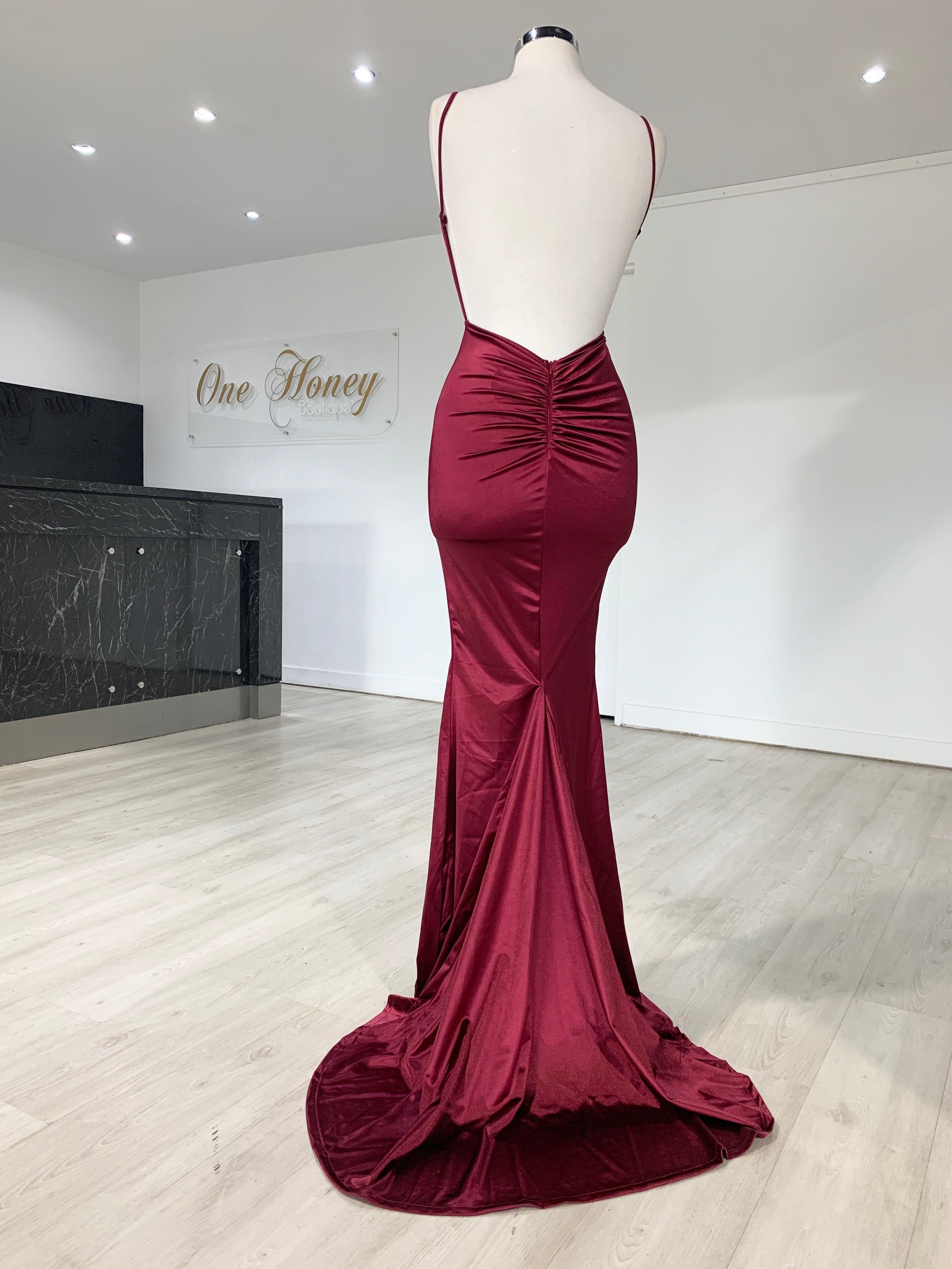 Honey Couture MILEE Low Back Mermaid Evening Gown, Australian Designer Prom Dress with adjustable straps, rich red color.