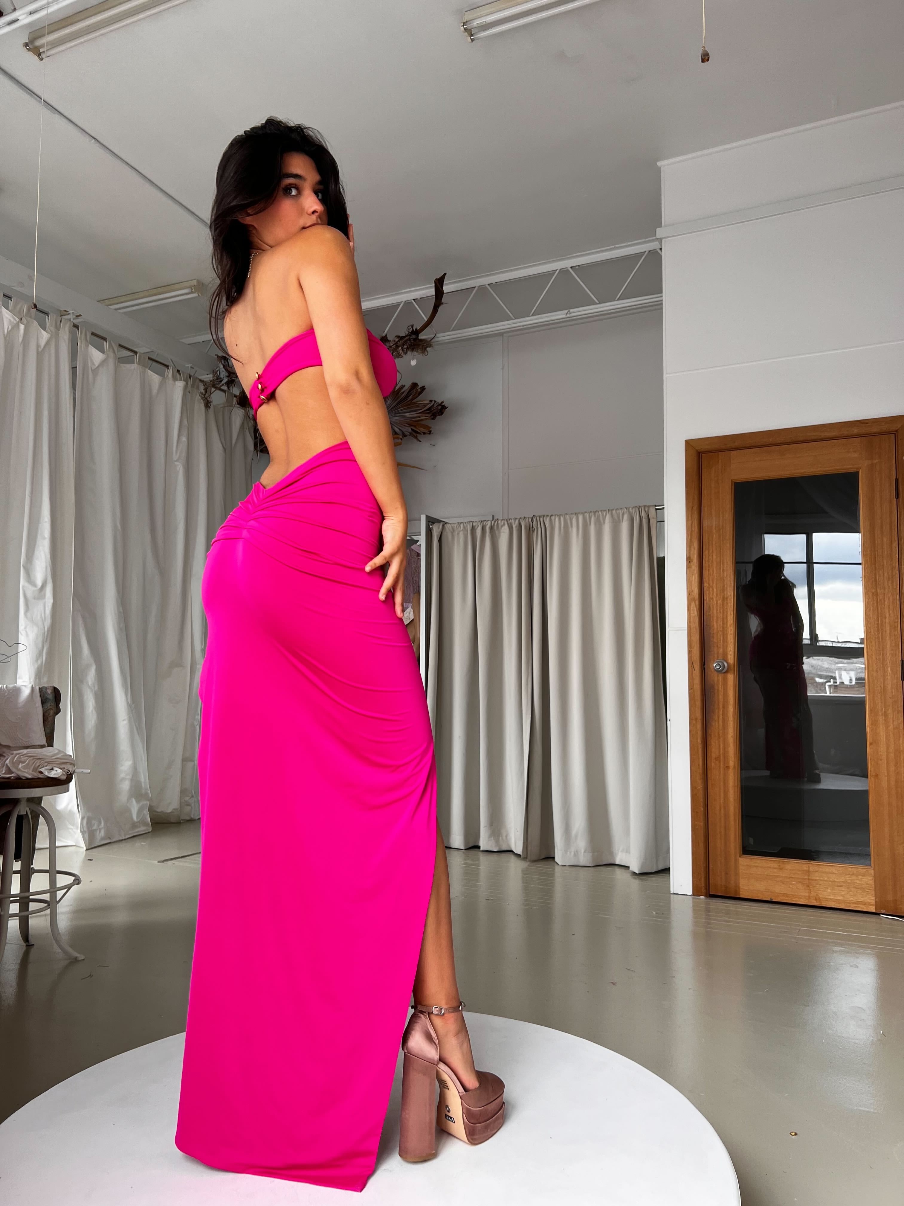 Amy Taylor TALIEKA Hot Pink Slinky Strapless Bum Ruching Mermaid Formal Dress