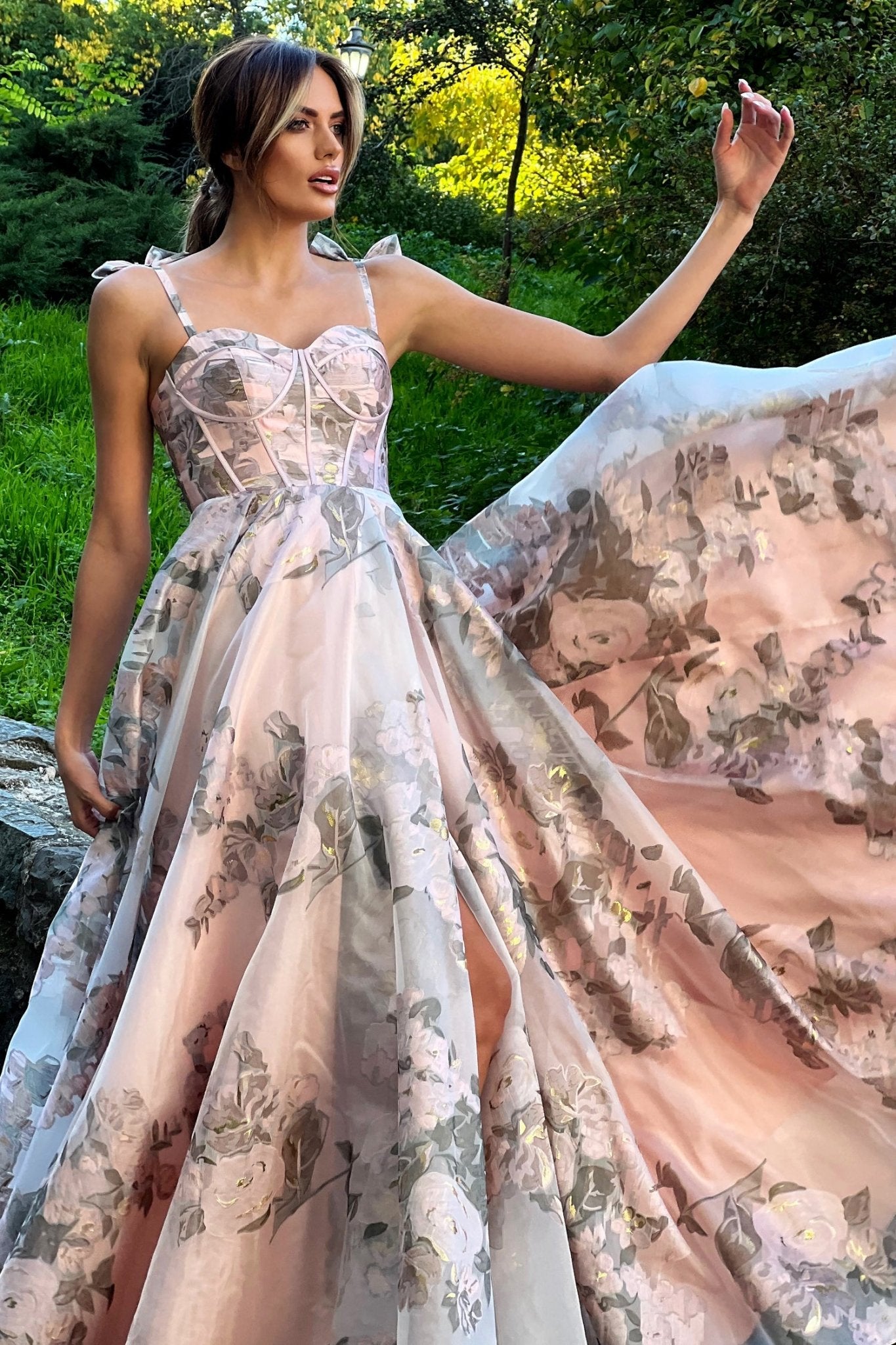 Tina Holly Couture TK210 Floral Pink Patterned Bustier Ball Gown Forma Tina Holly Couture TK210 Floral Pink Patterned Bustier Ball Gown Forma