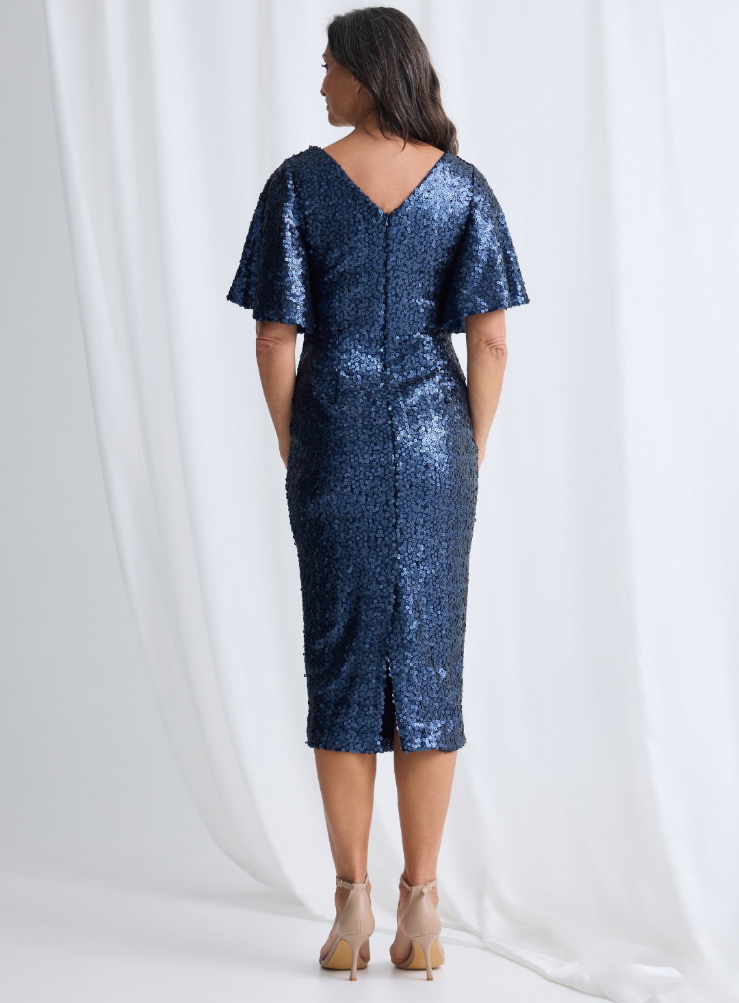 Trellis Lane MAZ Sequin Midi Cocktail Dress