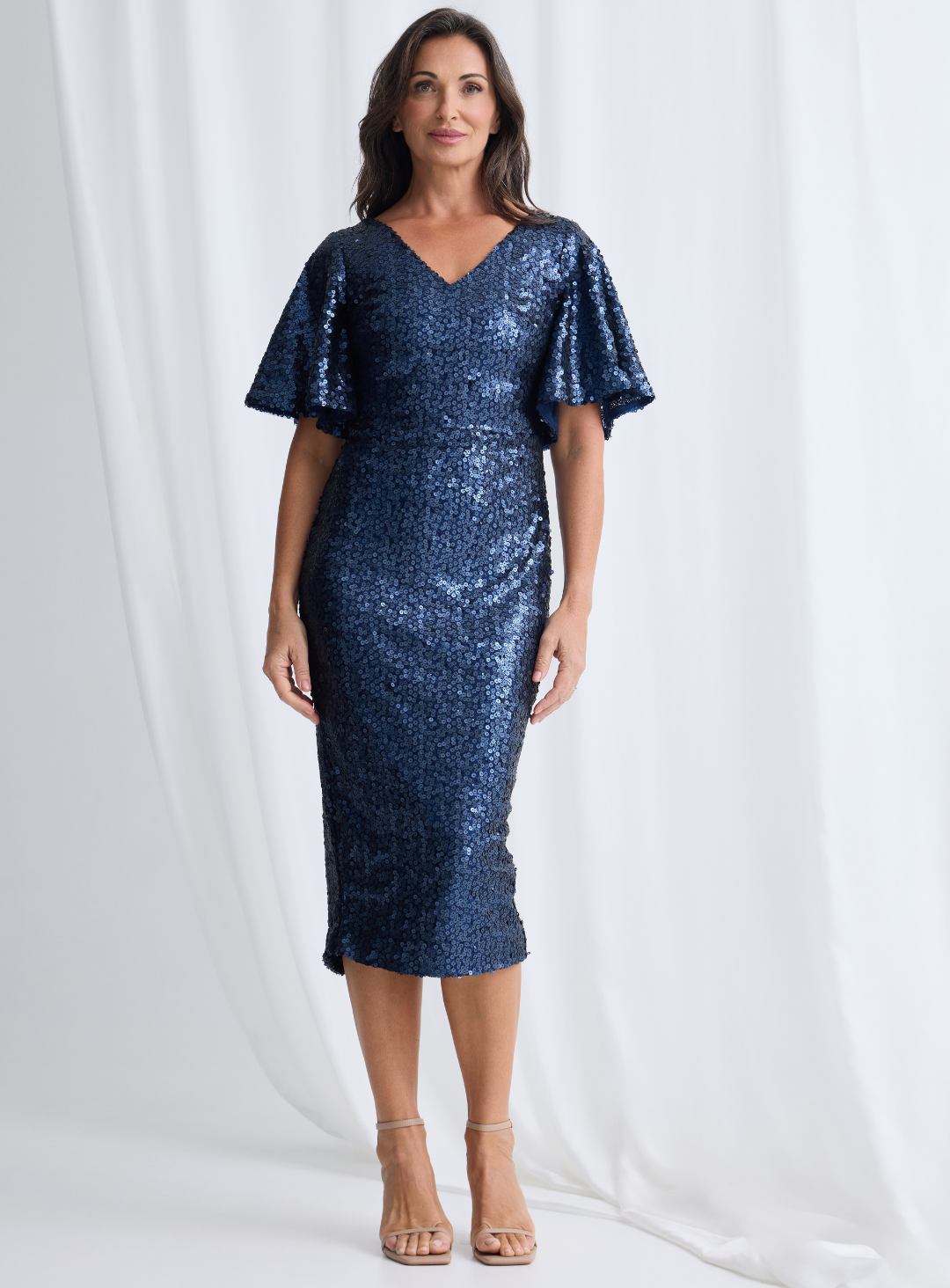 Trellis Lane MAZ Sequin Midi Cocktail Dress