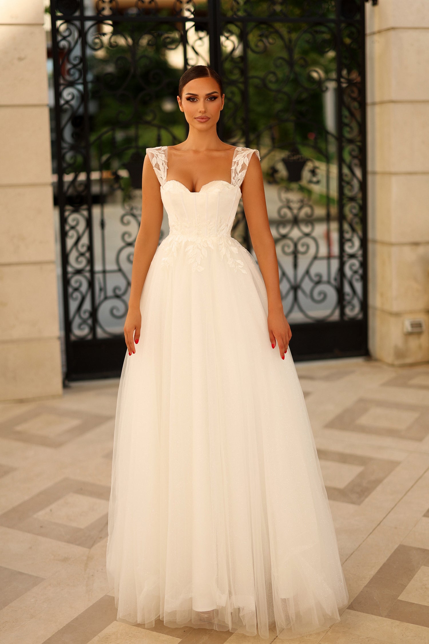 TINA HOLLY COUTURE TW903 SABRINA Bridal lace tulle wedding dress with sweetheart neckline and cap sleeves. Brisbane to Gold Coast