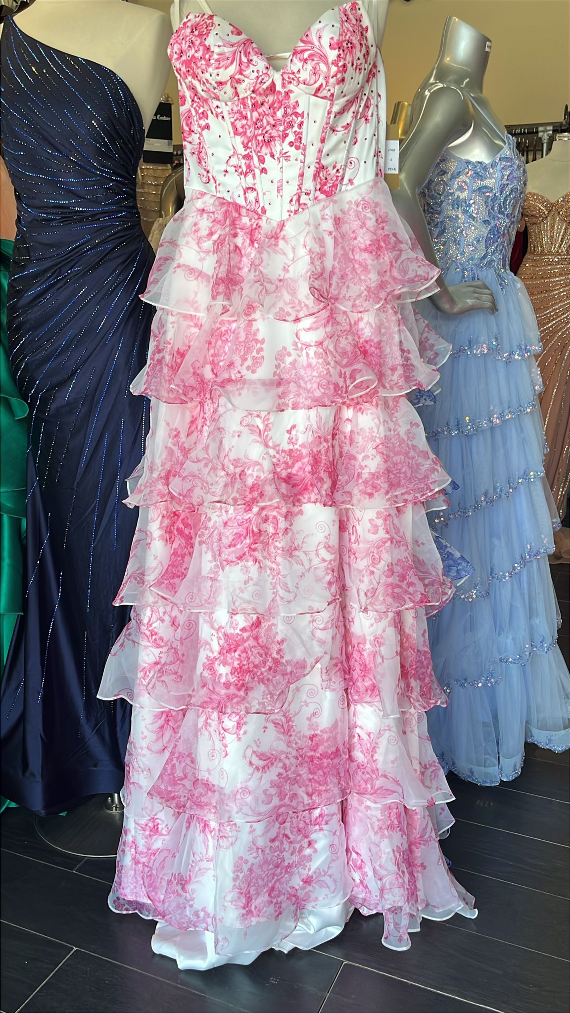 DOULTON Blue & White Tulle Layer Prom & Formal Ball Gown