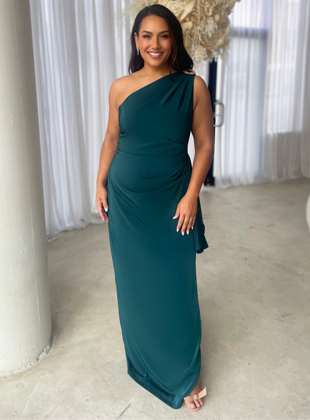 Trellis Lane BRIONIE One-Shoulder Broach Strap Formal Gown