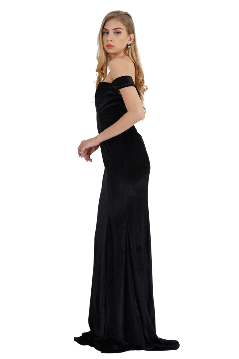 BRONWYN Velvet Off Shoulder Mermaid Bridesmaid Dress with sweetheart neckline, perfect for winter formal occasions. Brisbane to Gold Coast.