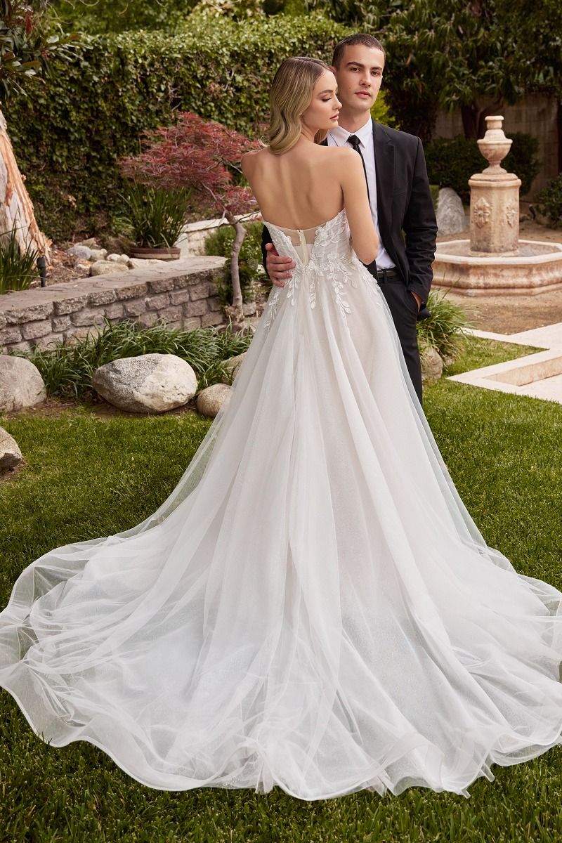 Divinity Bridal LUMIA Strapless Sweetheart Tulle Gown, elegant wedding dress, affordable bridal gown, bridal gown Australia.