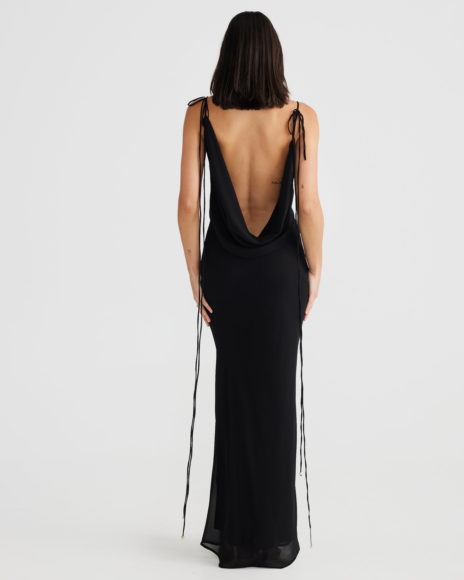 MÉLANI The Label AMALI Black Cowl Neck Chiffon Backless Dress