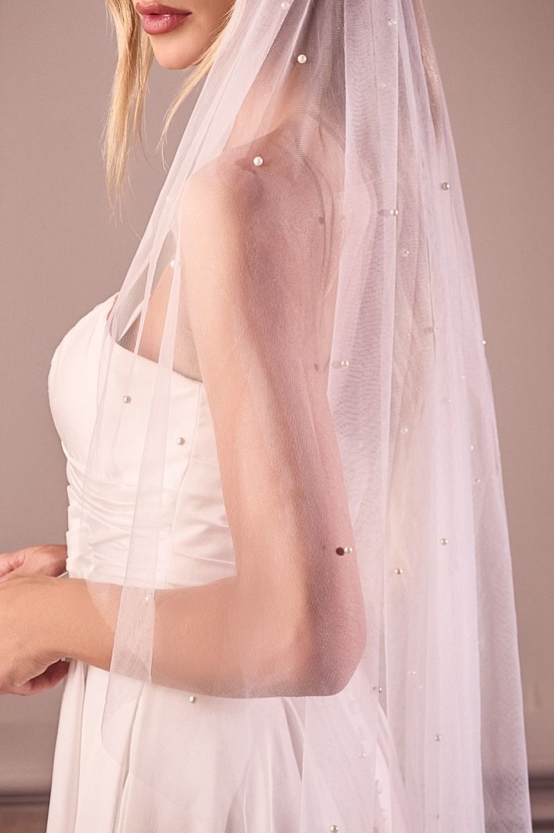 CAPRI Pearl Drop Off White Bridal Veil - Affordable bridal accessory with elegant tulle and pearls. Perfect for classic wedding dress.