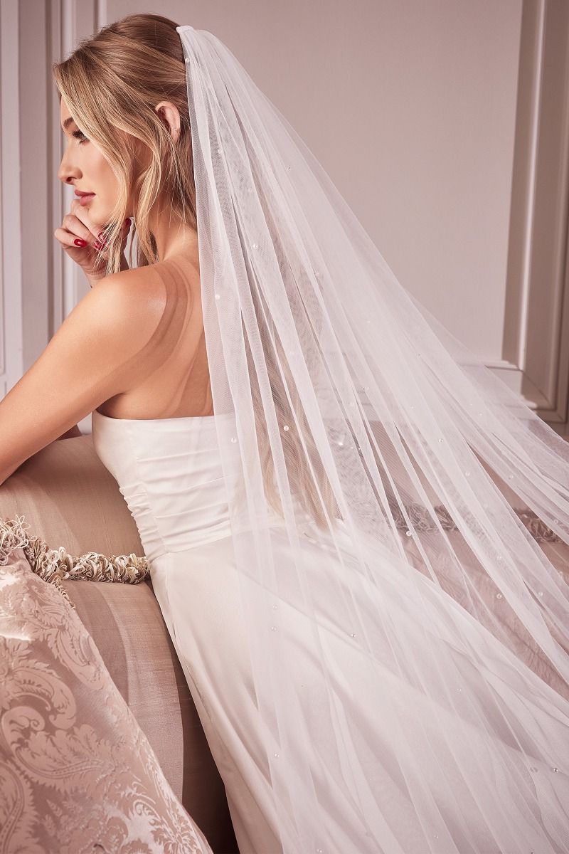 PRAGUE Pearl Drop Off White Wedding Bridal Veil, royal length, elegant tulle, affordable bridal accessory for wedding dress.