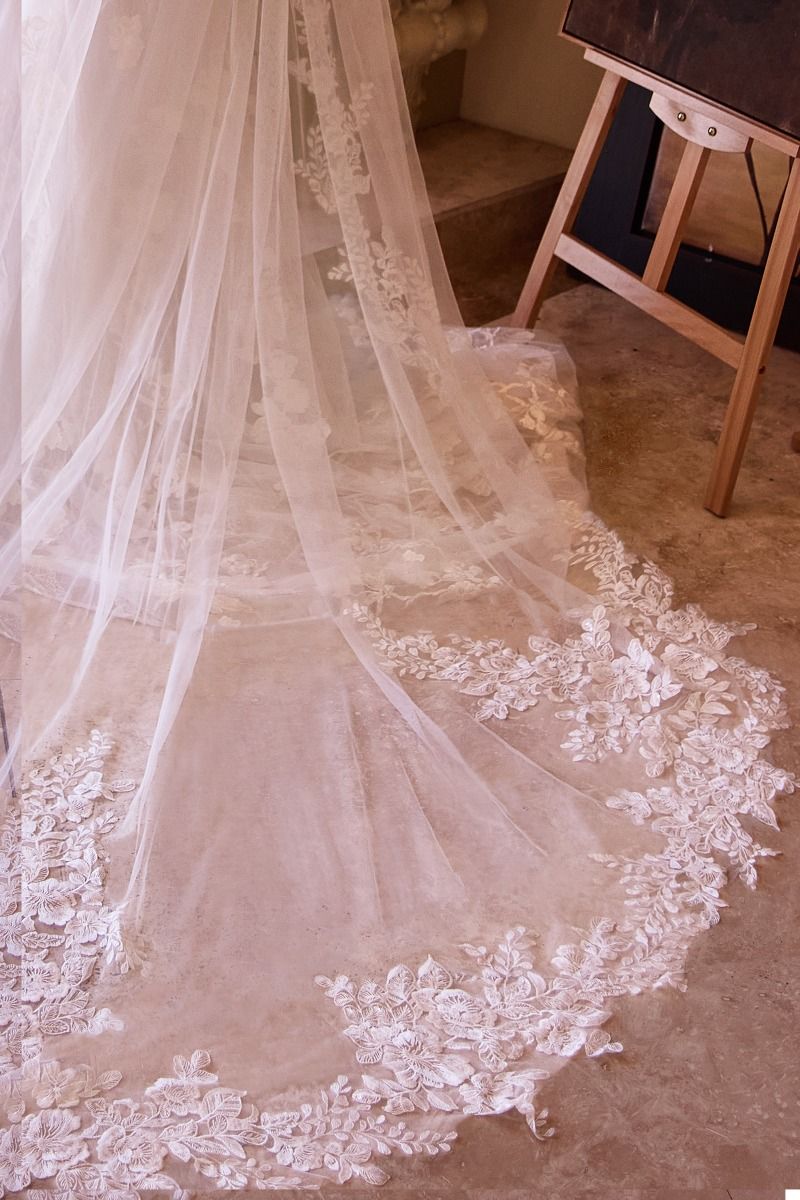 SANTORINI Floral Scalloped Lace Royal Length Wedding Bridal Veil, exquisite floral lace in off-white, affordable bridal accessory