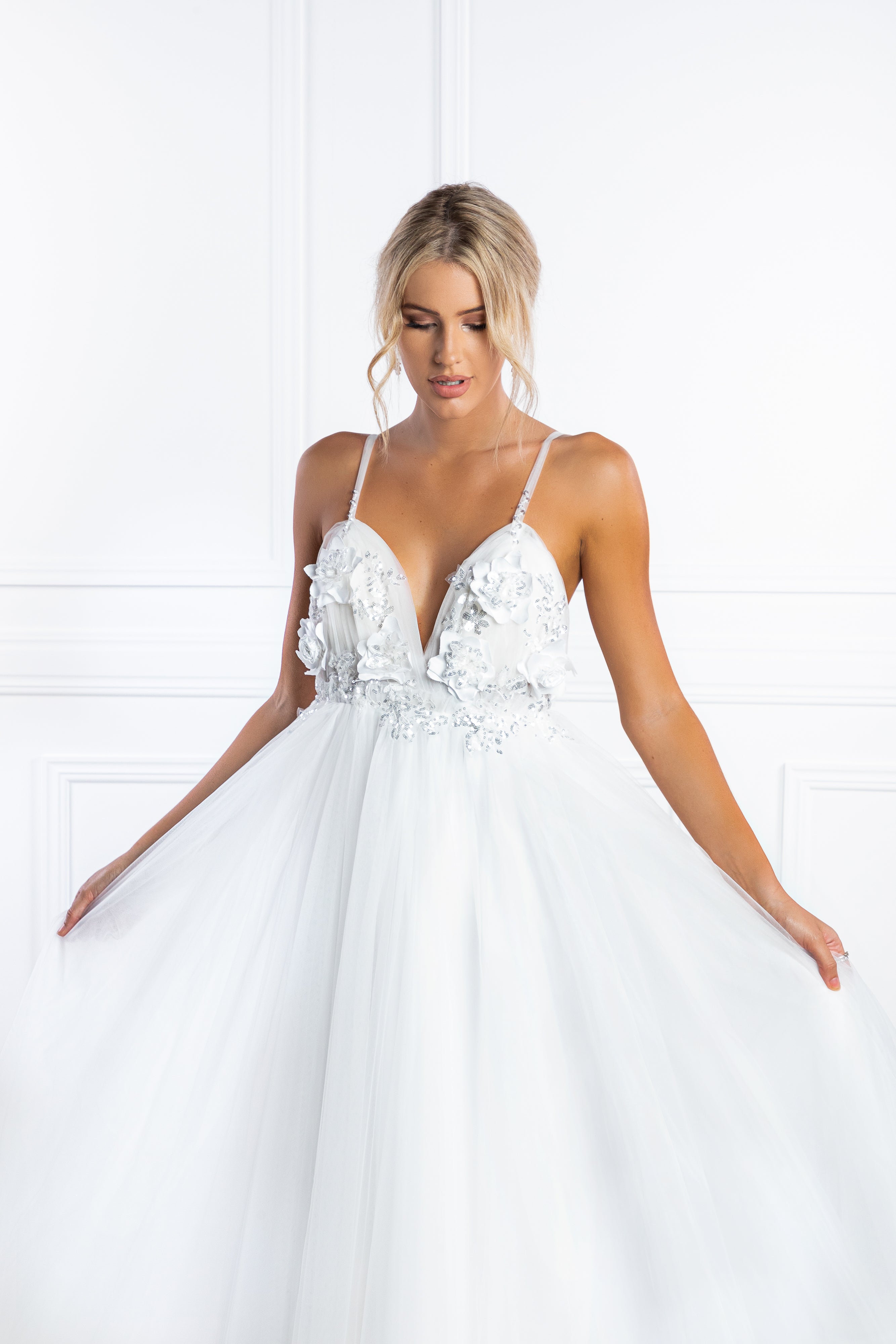 Honey Couture PEYTON 3D White Flowers Formal Gown by Australian Designer, perfect prom or evening dress, affordable elegance.