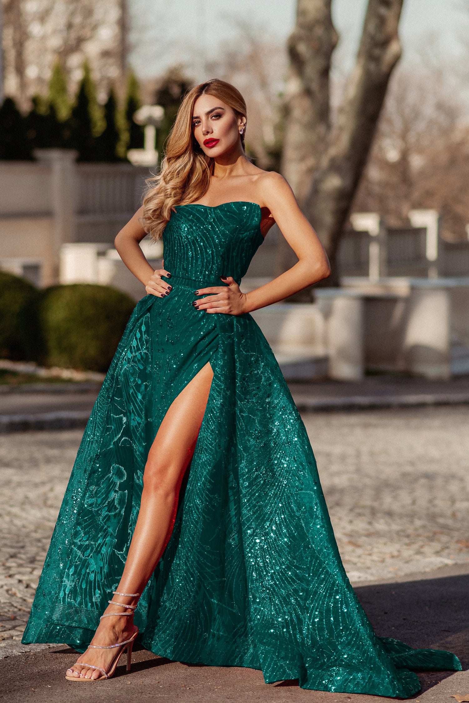 Tina Holly Couture Designer TK310 Emerald Green Glitter Formal Dress w Over Skirt