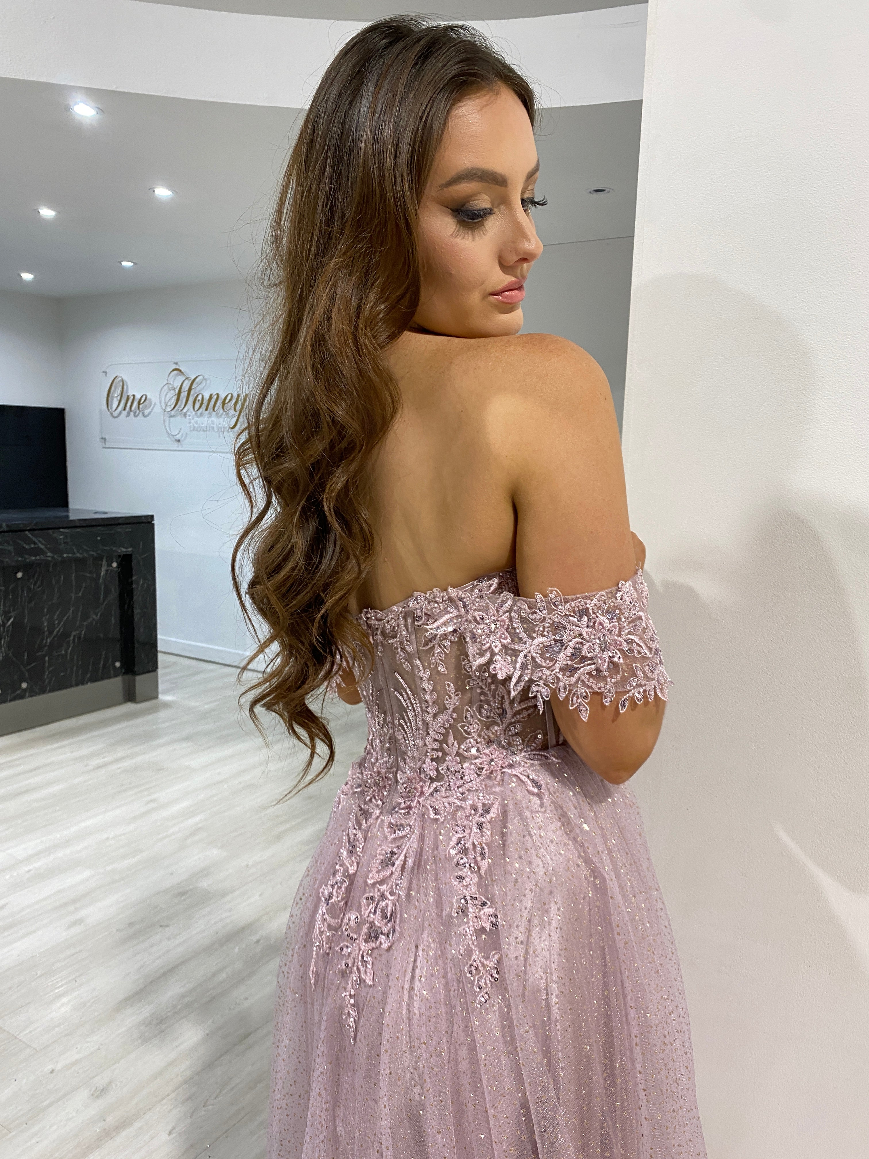 Honey Couture PHOEBE Mauve Off the Shoulder Bustier Lace Applique Tulle Formal Dress