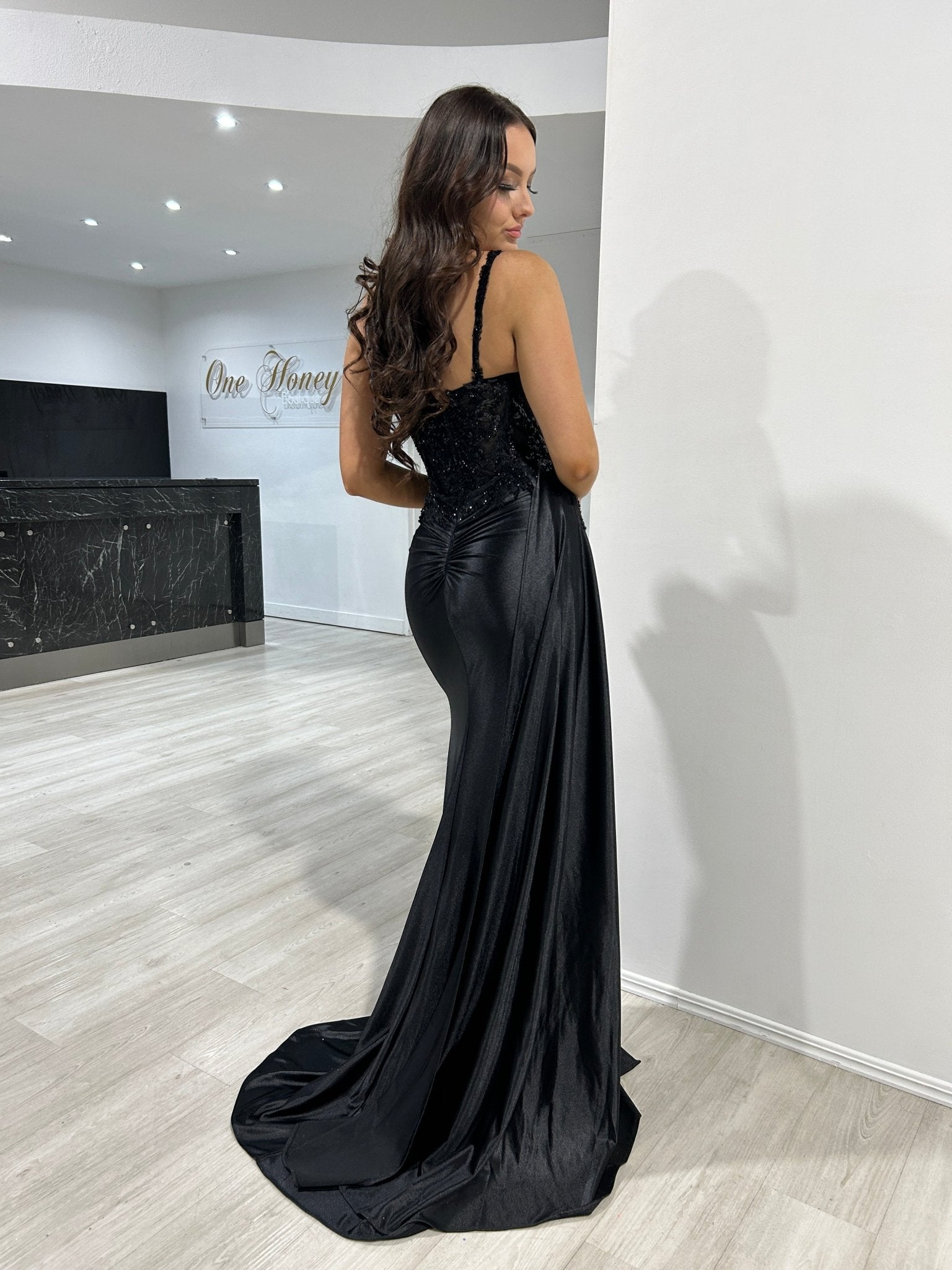 ANTONIA Embellished Corset Satin Mermaid Formal Dress in Australia | One Honey Boutique