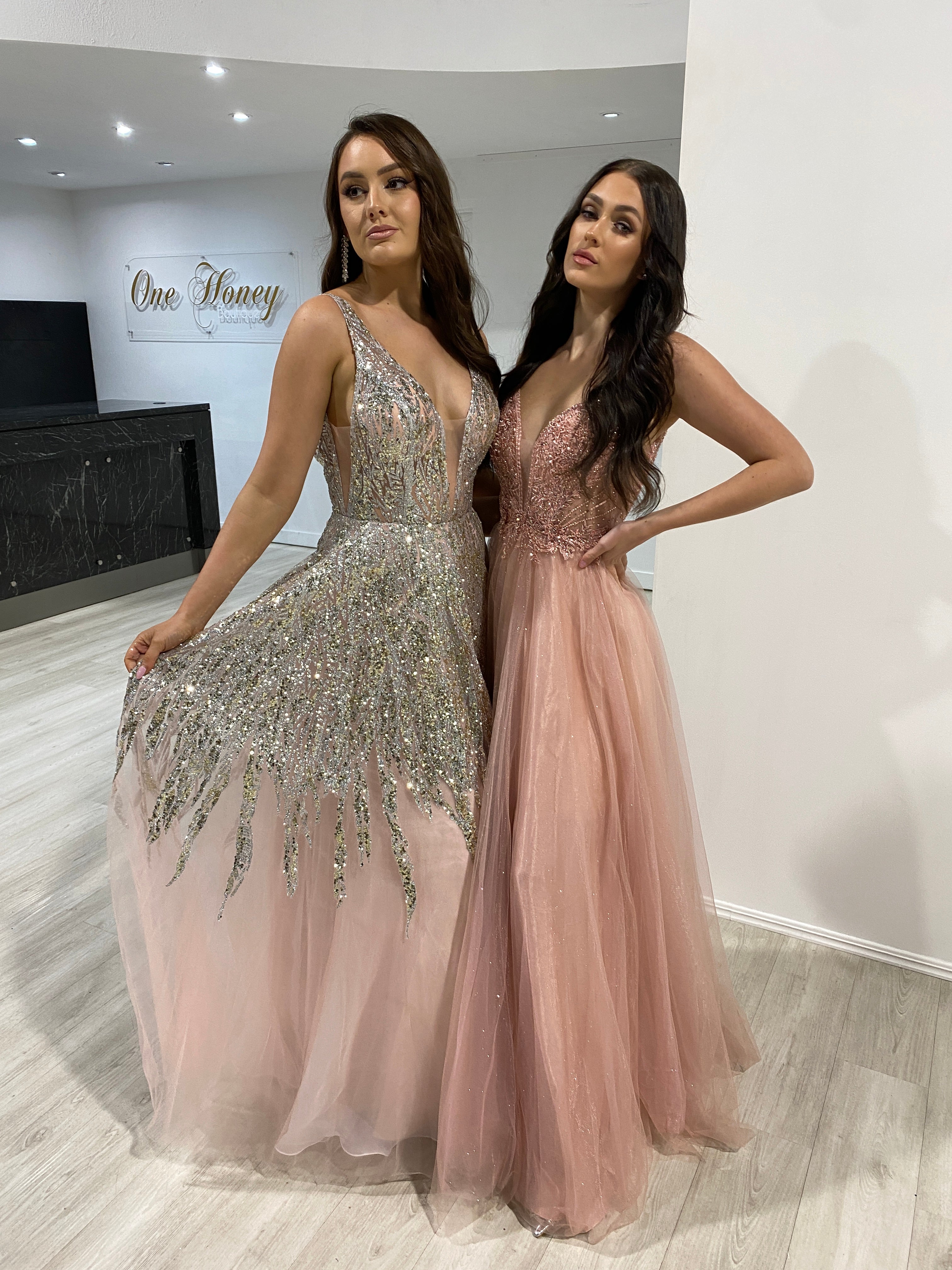VIANNE Glitter Tulle A-Line Prom Dress with shimmering bodice and layered skirt. Perfect for formal events, Brisbane to Gold Coast.