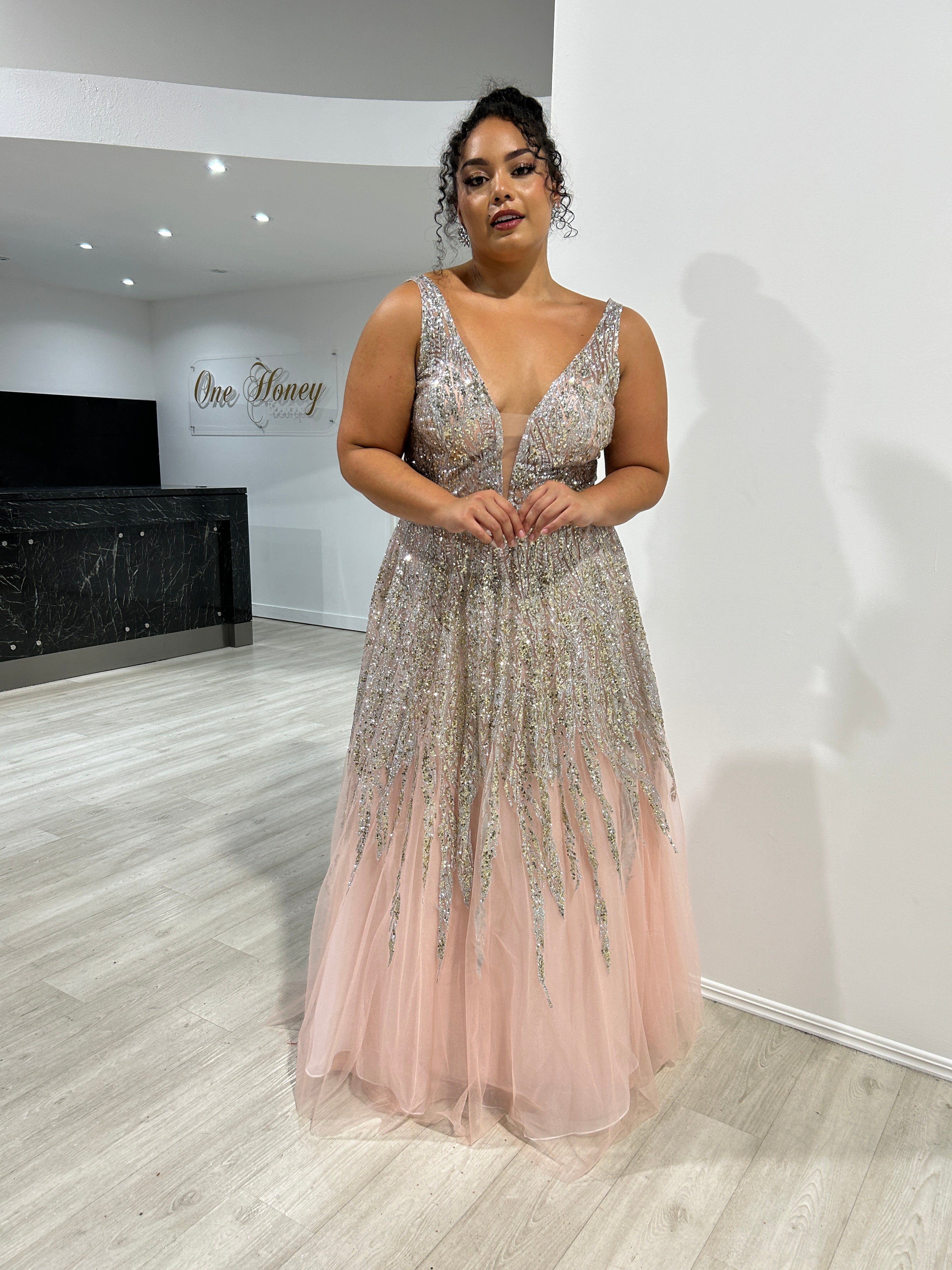 VIANNE Glitter Tulle Formal Dress with bead embellishments and plunging V-neckline, perfect for prom. Brisbane to Gold Coast.