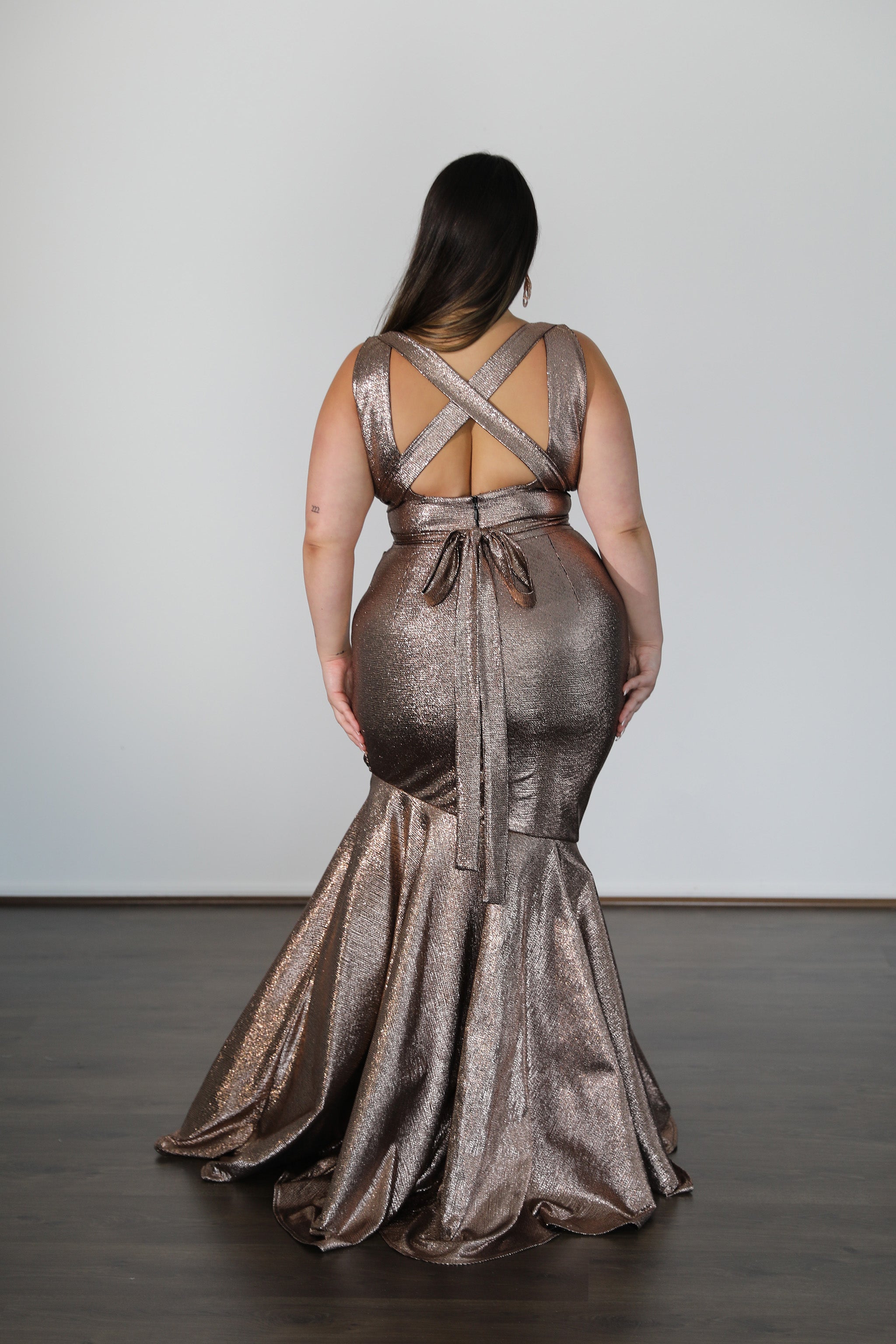 RYLEY Stretch Shimmer dress with criss-cross back, designed for school formals. Plus Size, Curve Size. Brisbane to Gold Coast.