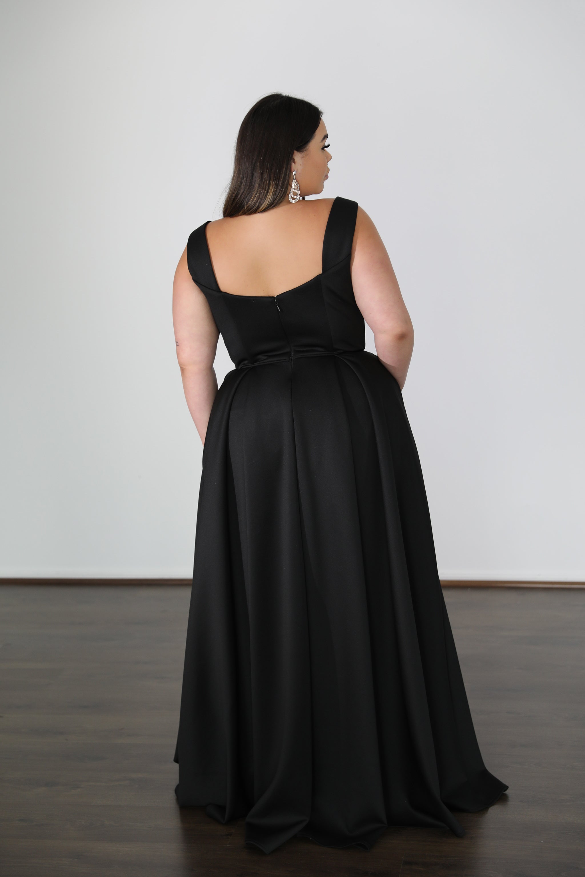 HAYLEY Plus Size school formal dress with high back support and dramatic skirt. Curve Size evening gown. Brisbane to Gold Coast.