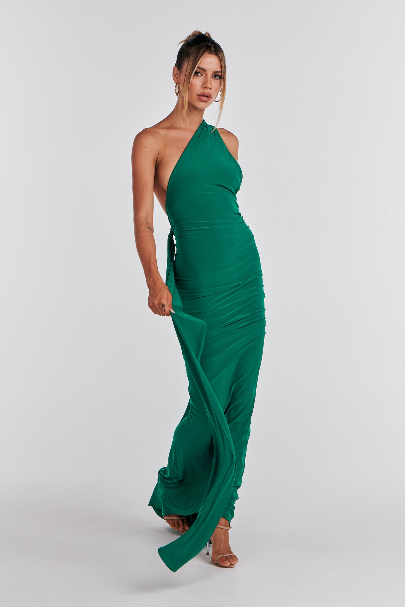 MÉLANI The Label CONSTANTINA Emerald Asymmetric Halterneck Midi Dress