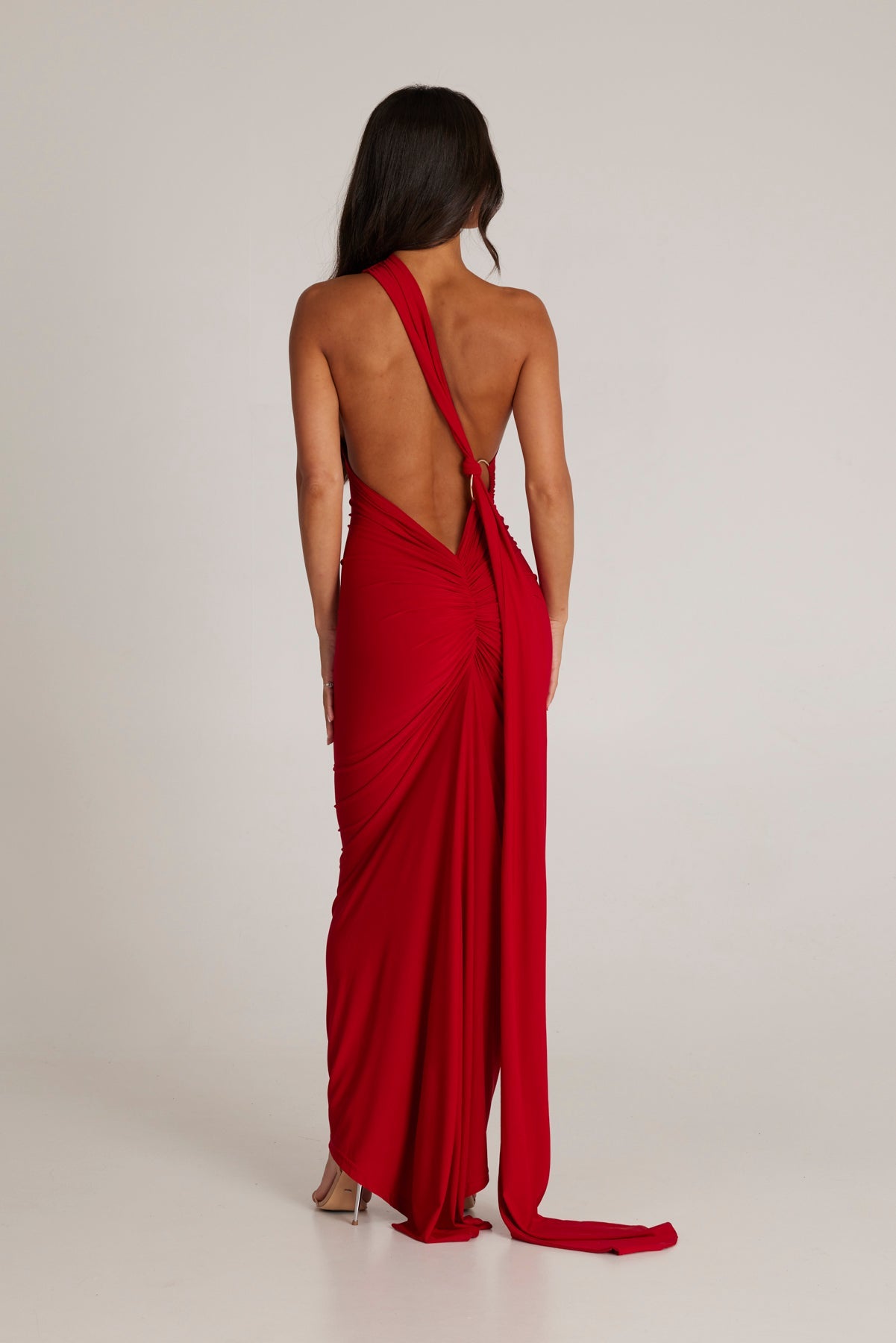 MÉLANI The Label CONSTANTINA Red Asymmetric Halterneck Midi Dress