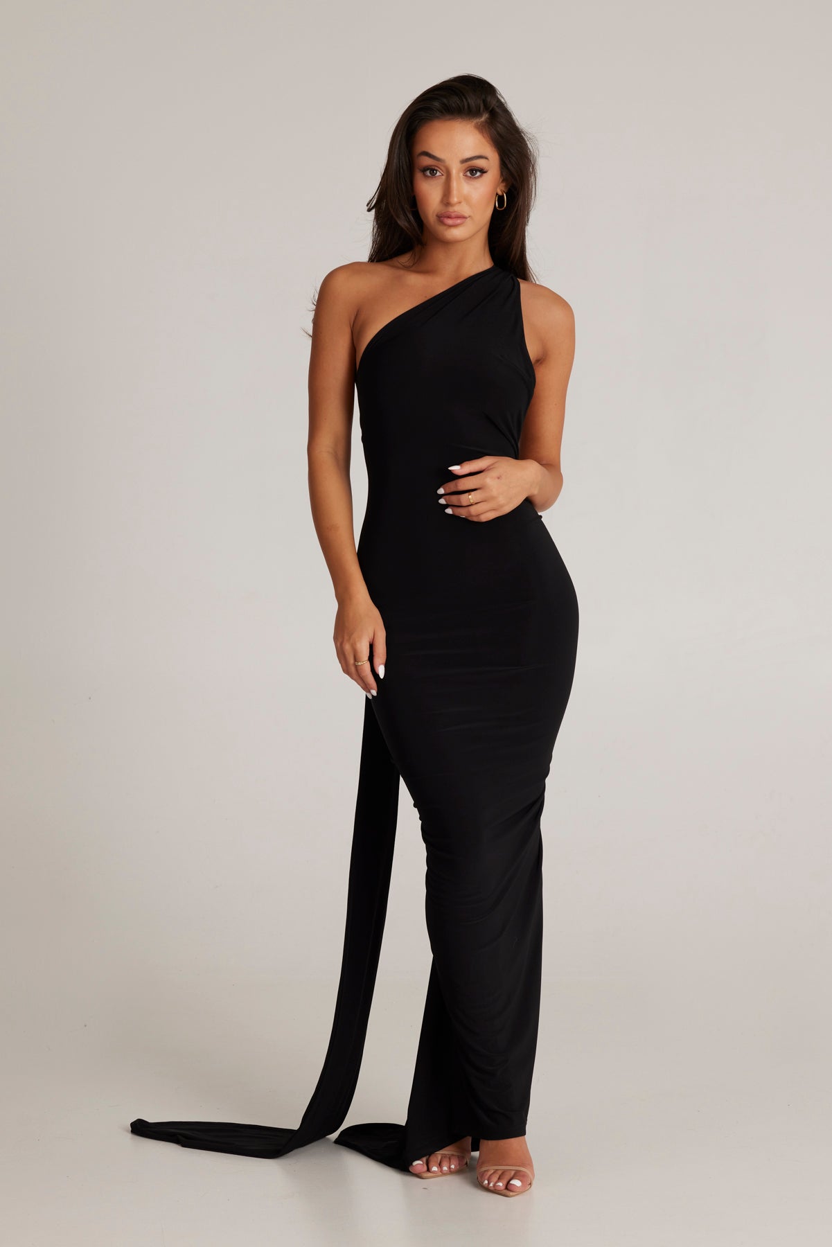 MÉLANI The Label CONSTANTINA Black Asymmetric Halterneck Midi Dress