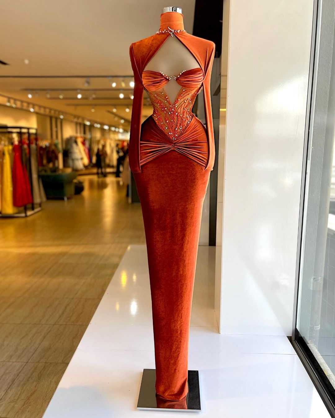 MINNA Fashion QUINTESSA Orange Velvet Long Sleeve Mermaid Formal Dress