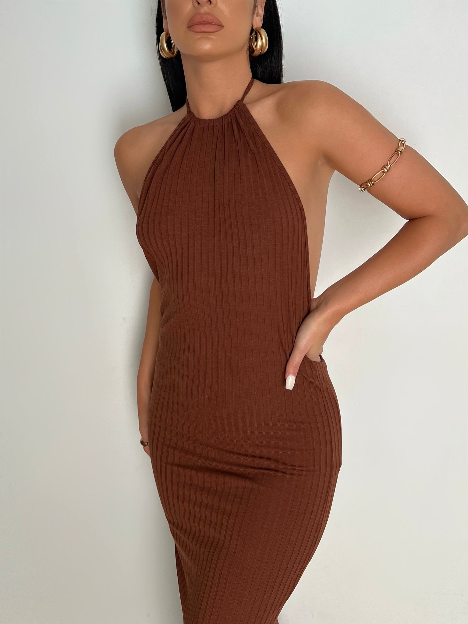 MÉLANI The Label HARLO Brown Ribbed Low Back Dress