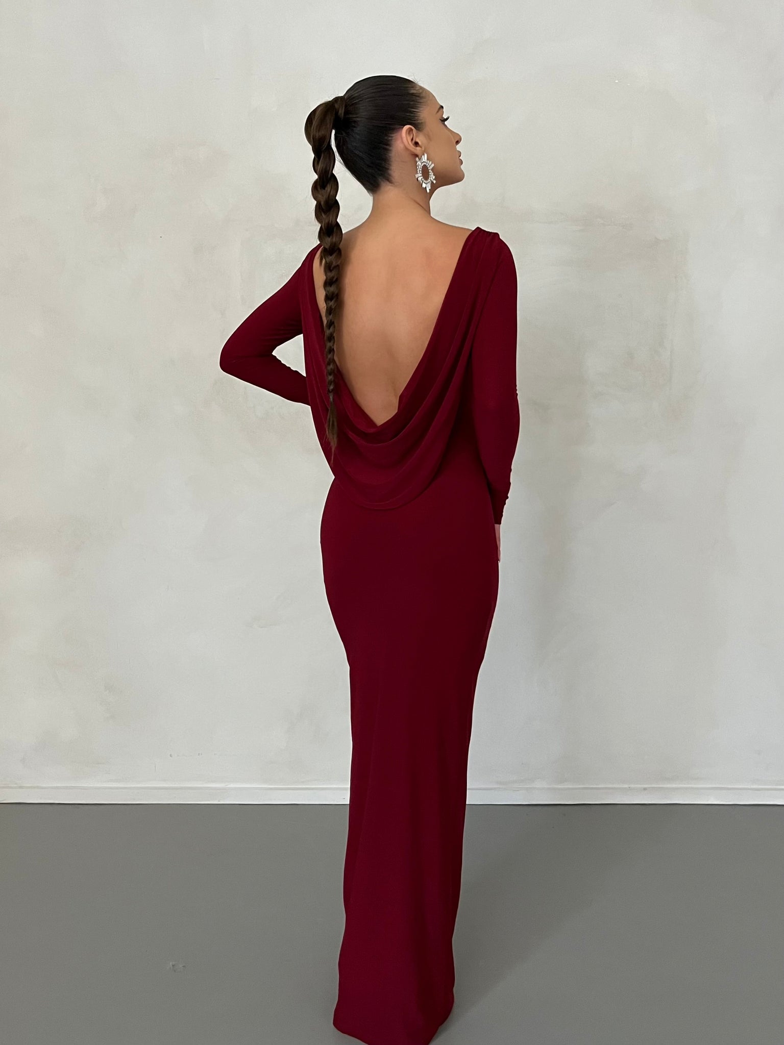 MÉLANI The Label AMARI Wine Reversible Long Sleeve Dress