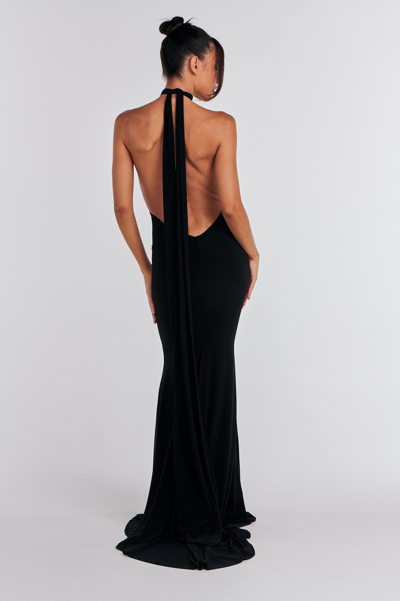 MÉLANI The Label LUCIA Black Keyhole Neckline Backless Bridesmaid Formal Gown