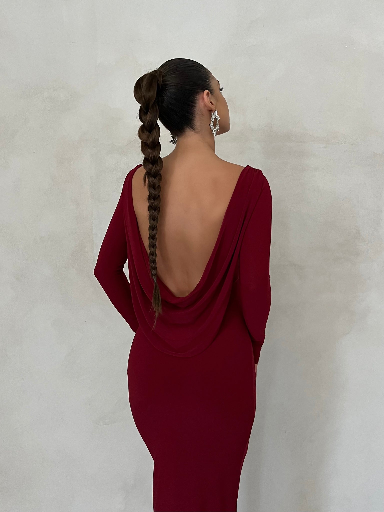 MÉLANI The Label AMARI Wine Reversible Long Sleeve Dress