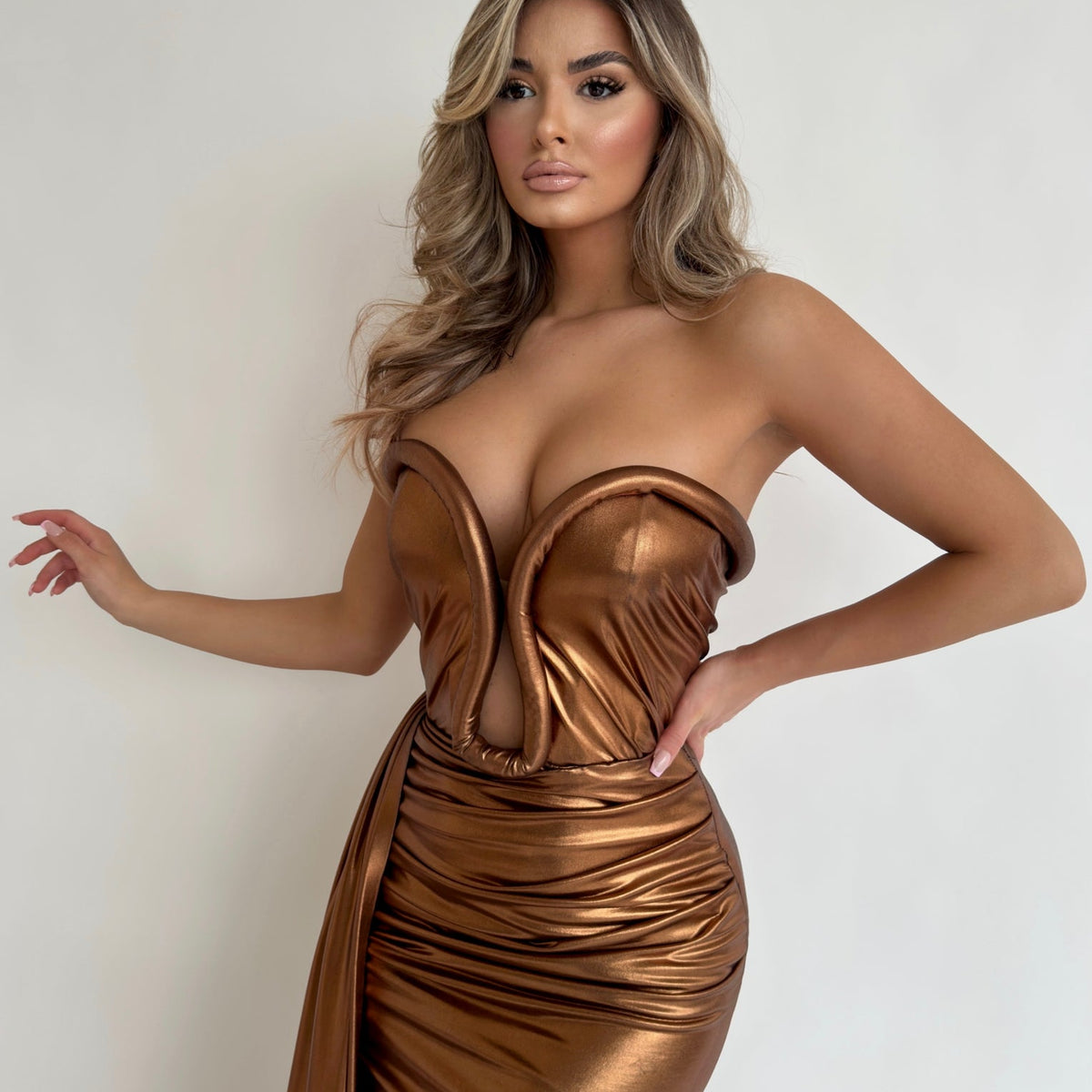 MINNA Fashion COCOA CHARM Bronze Metallic Strapless Mermaid Formal Dress Bronze / XL EURO