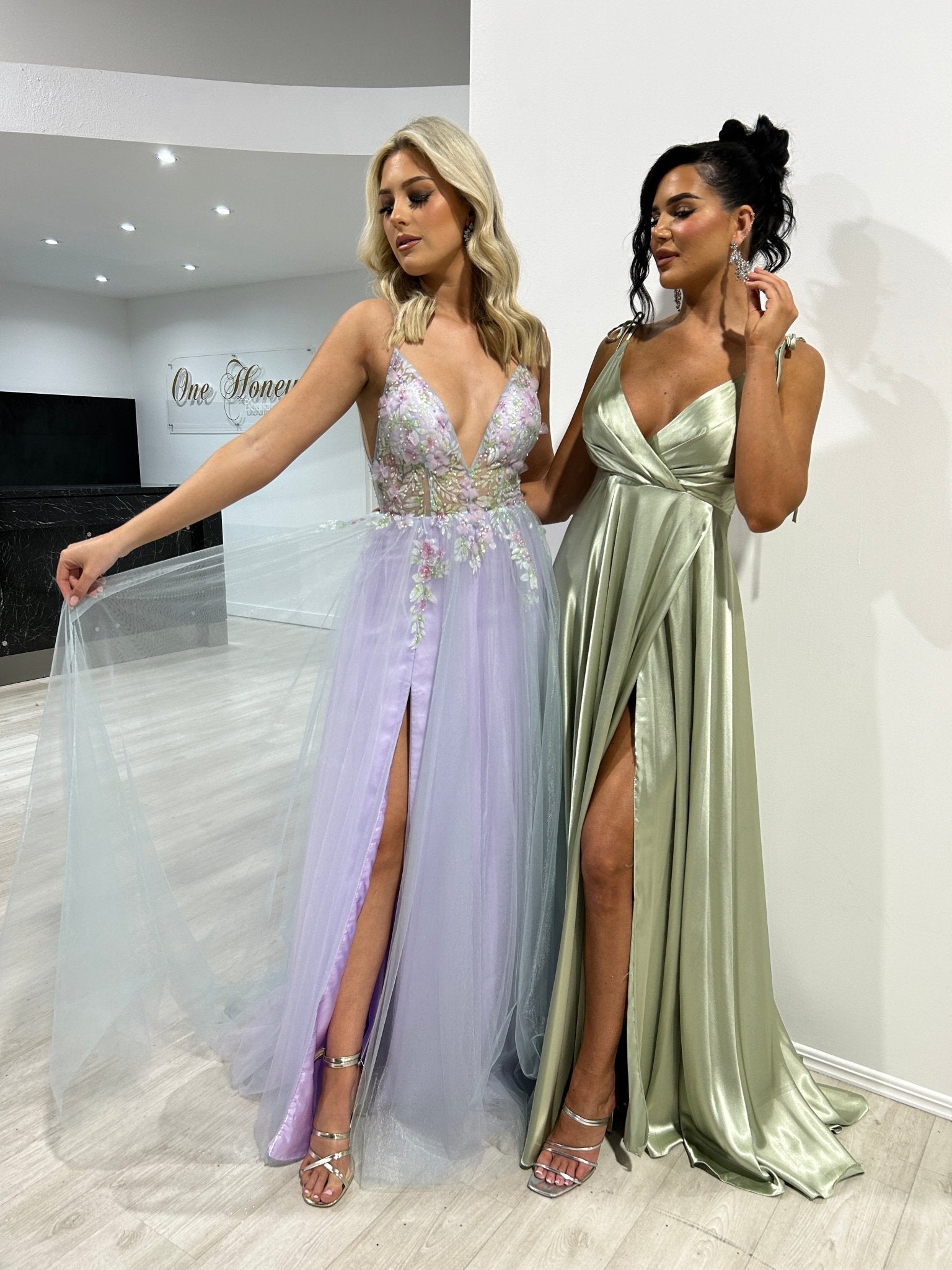 VANDA Lavender Purple Tulle Romantic A Line Formal Dress in Australia | One Honey Boutique