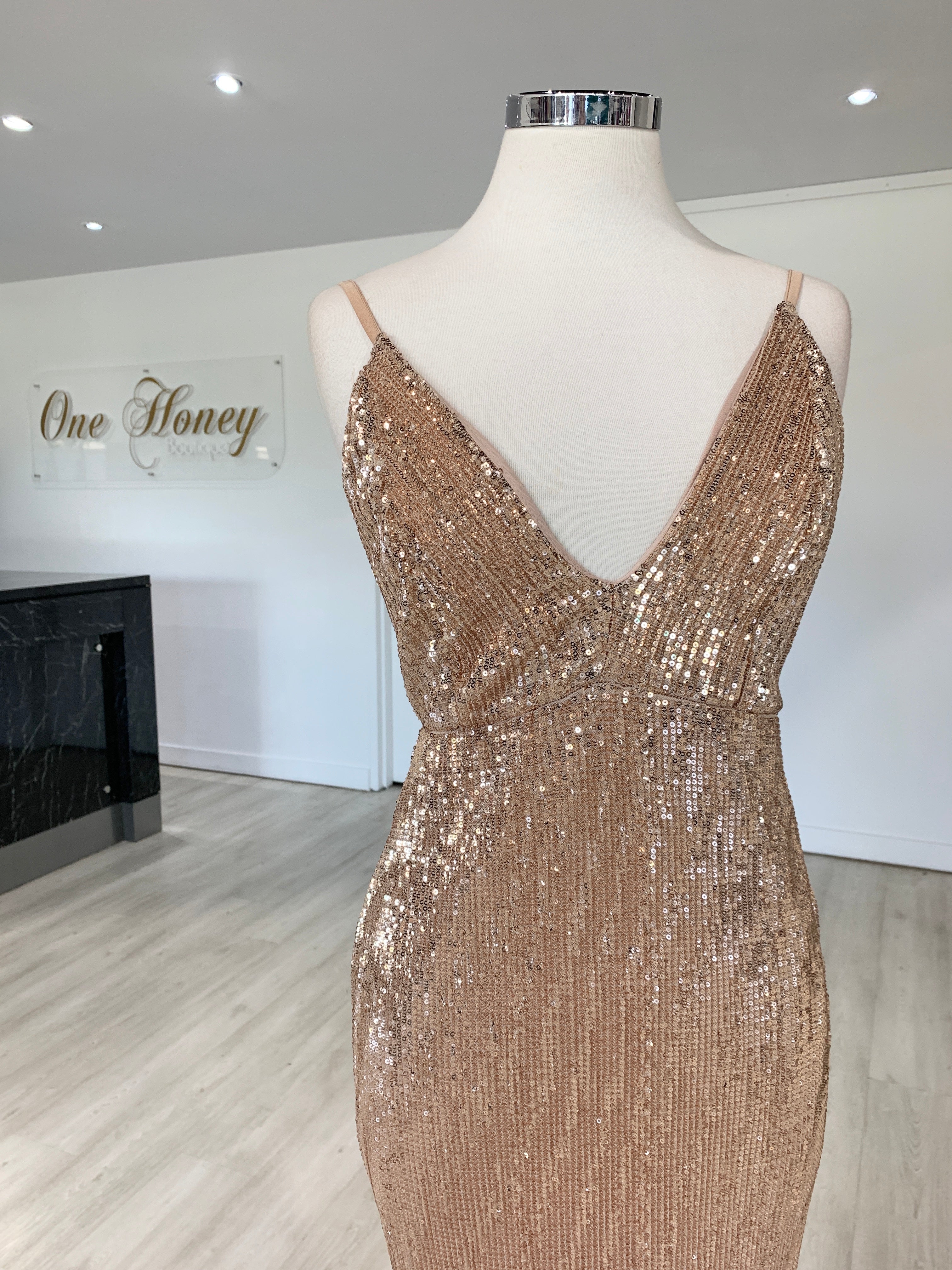 Honey Couture ROSALIE Champagne Gold Low Back Sequin Formal Gown Dress {vendor} AfterPay Humm ZipPay LayBuy Sezzle