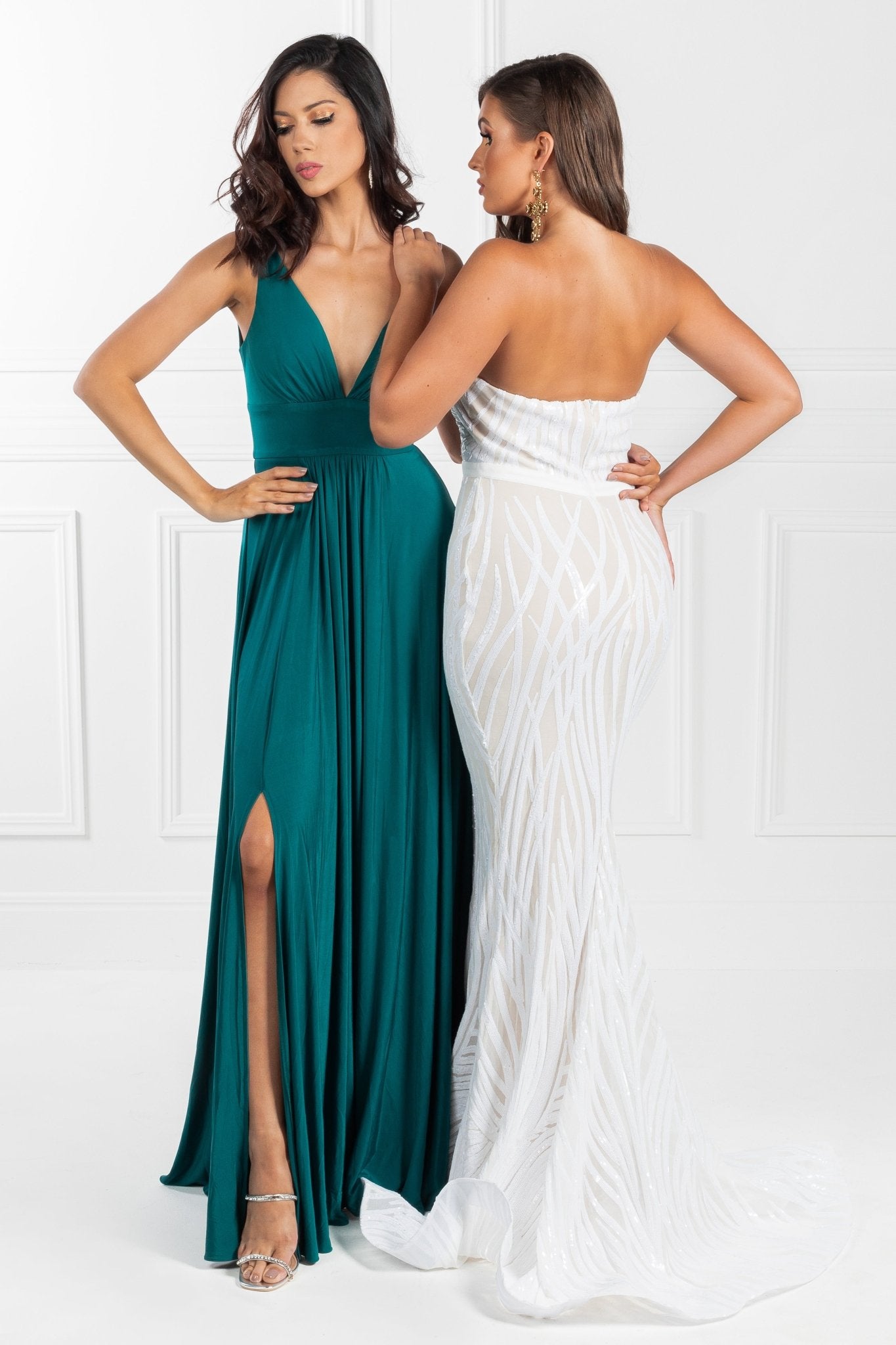 Honey Couture ELLE Emerald Green V Front Formal Dress in Australia | One Honey Boutique