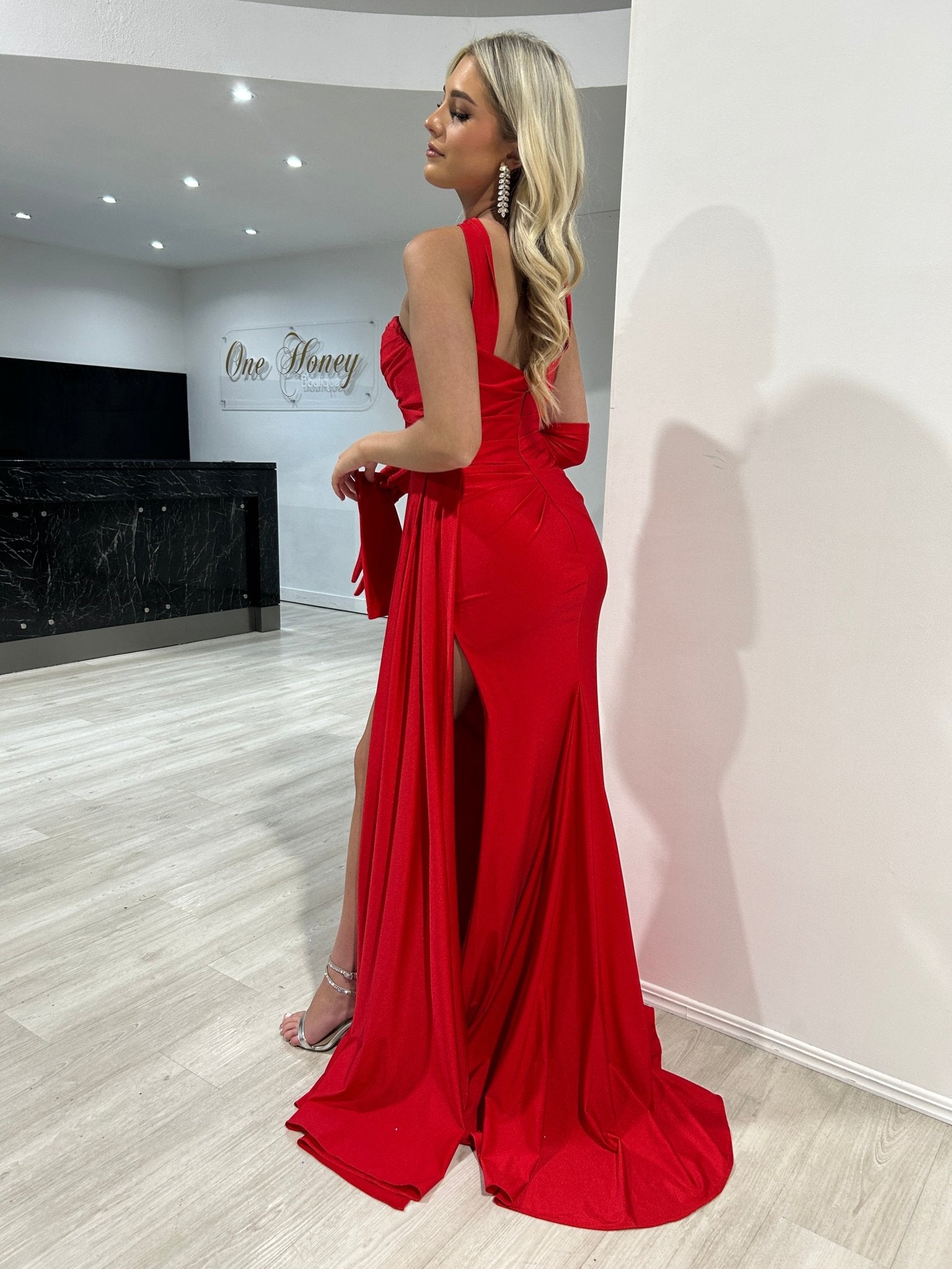 TWYLA Strapless Silky Mermaid Formal Dress with Gloves in Australia | One Honey Boutique