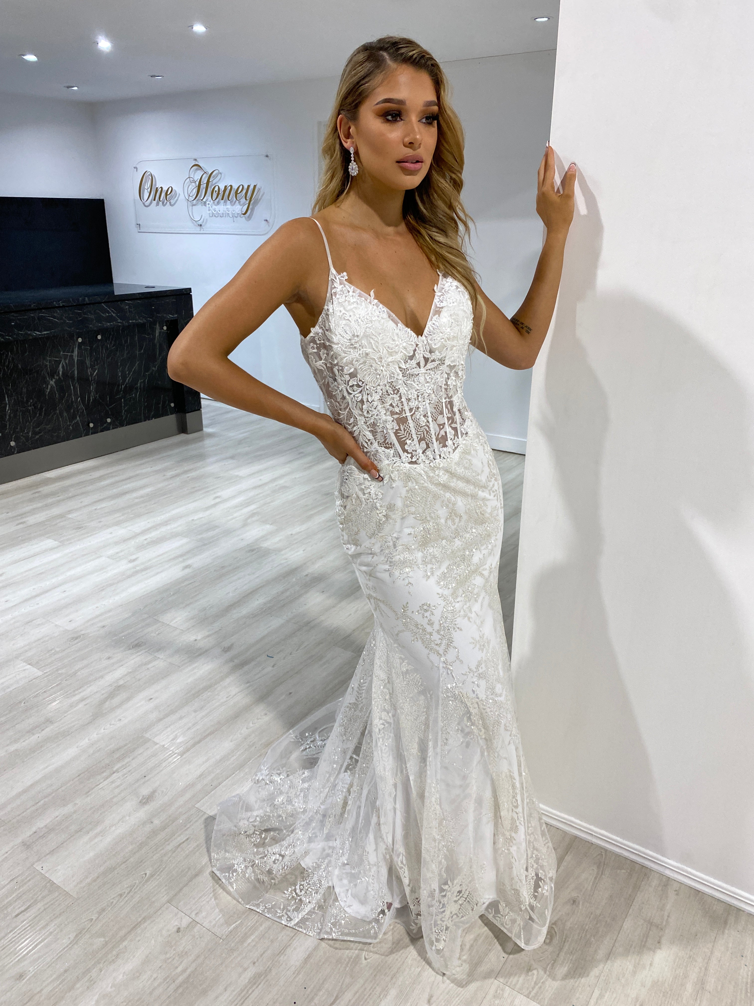 Honey Couture VALENTINA Off White Sequin Corset Mermaid Formal Gown Dr