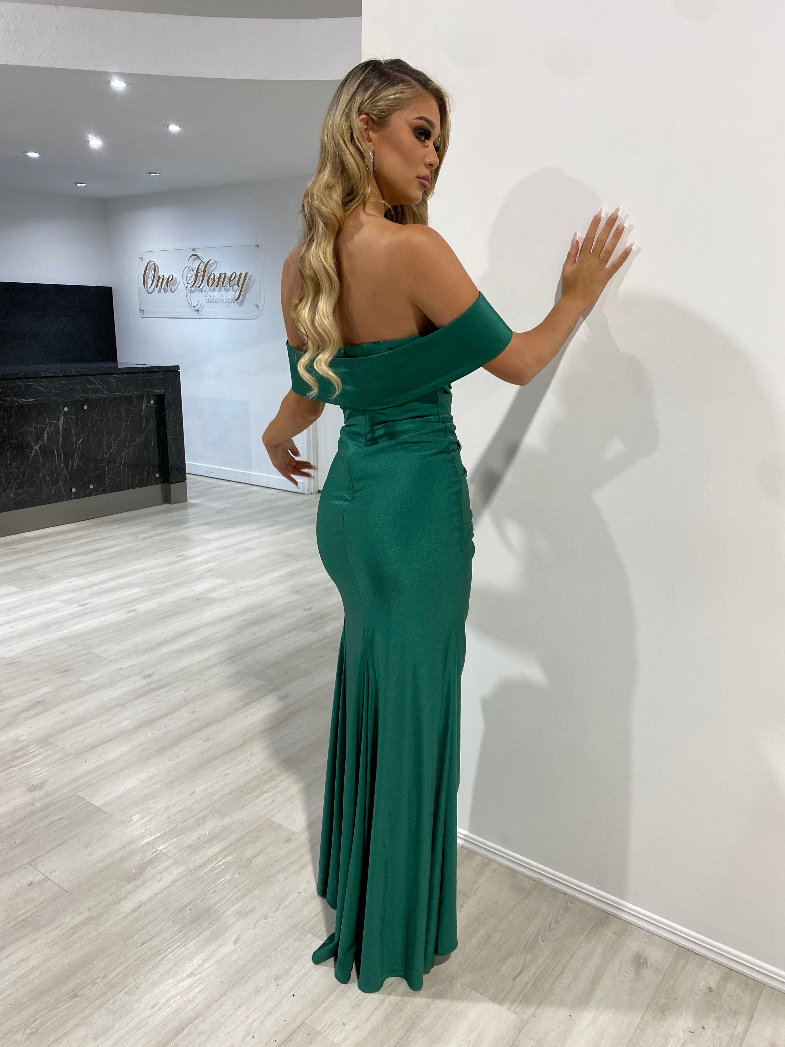 Honey Couture LAILA Emerald Green Off Shoulder Silky Formal Dress