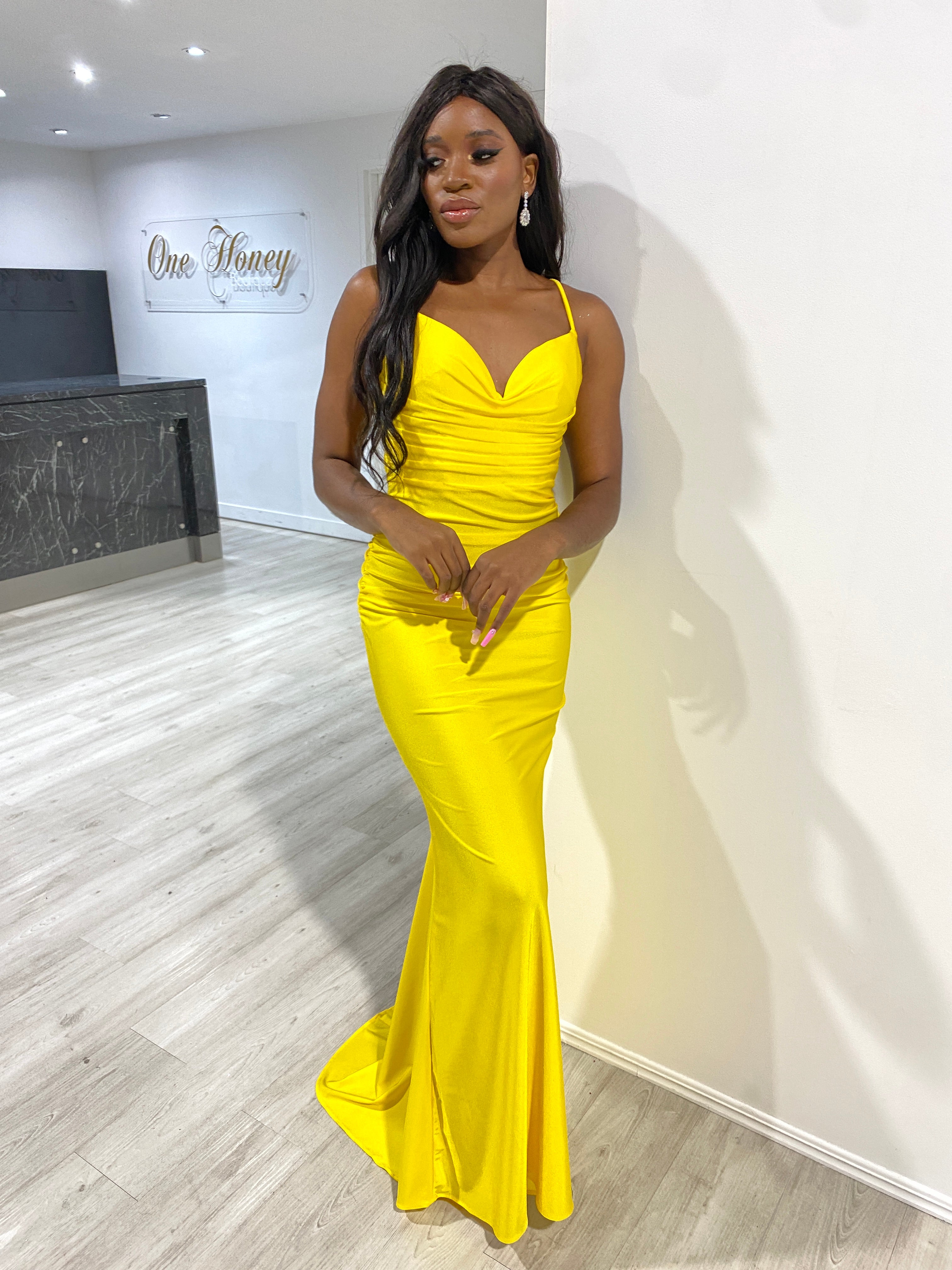 Off Shoulder Evening Gowns Yellow Princess Formal Occasion Dresses Custom | Yellow  evening dresses, Ball gowns prom, Prom dresses yellow